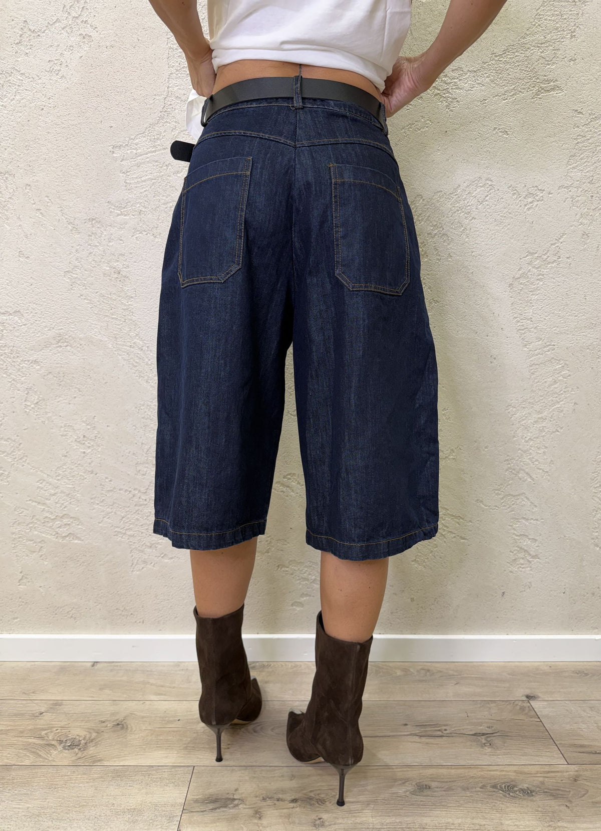 Bermuda in denim con cintura