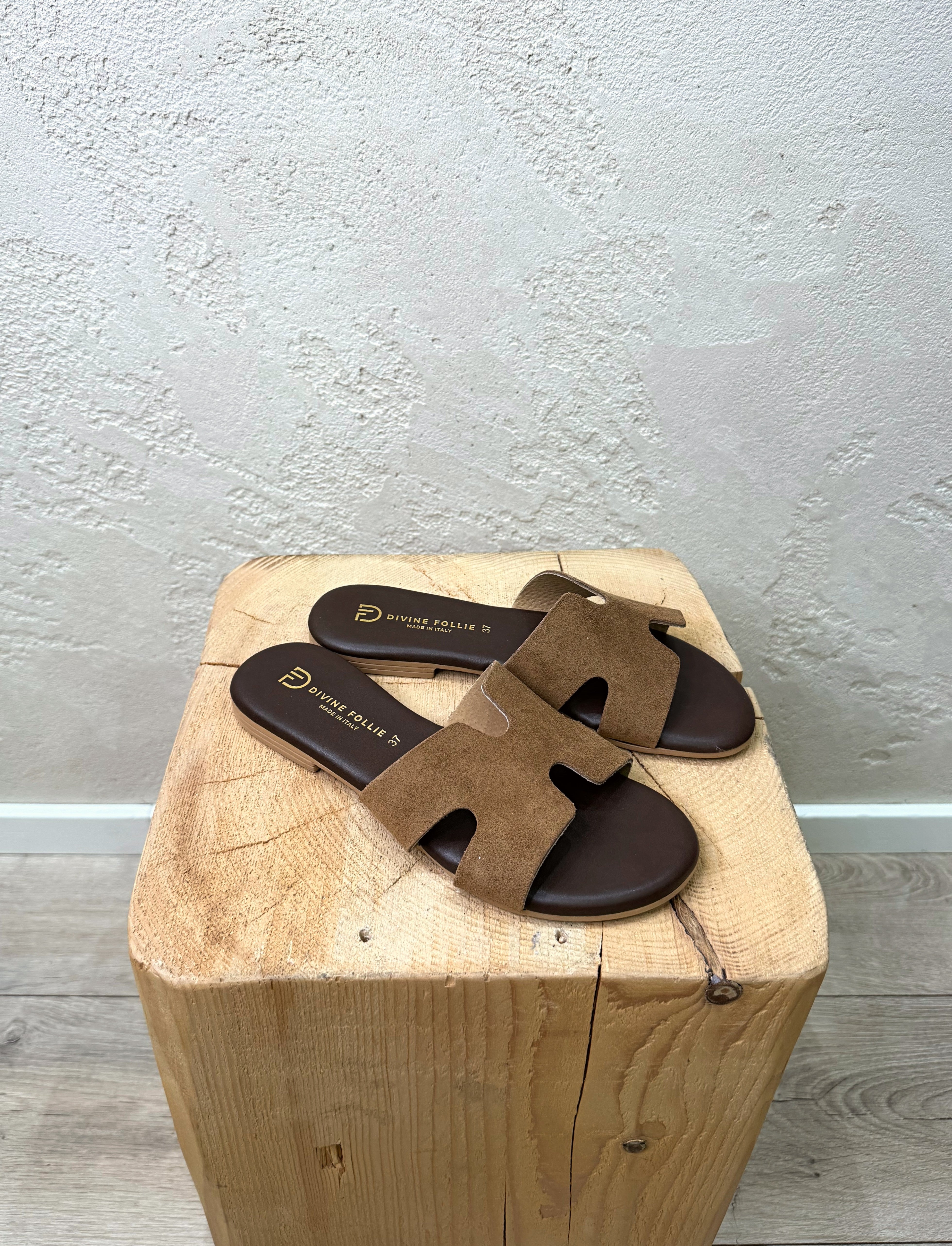ciabattina flat in vera pelle 1080 CUOIO DIVINE FOLLIE 