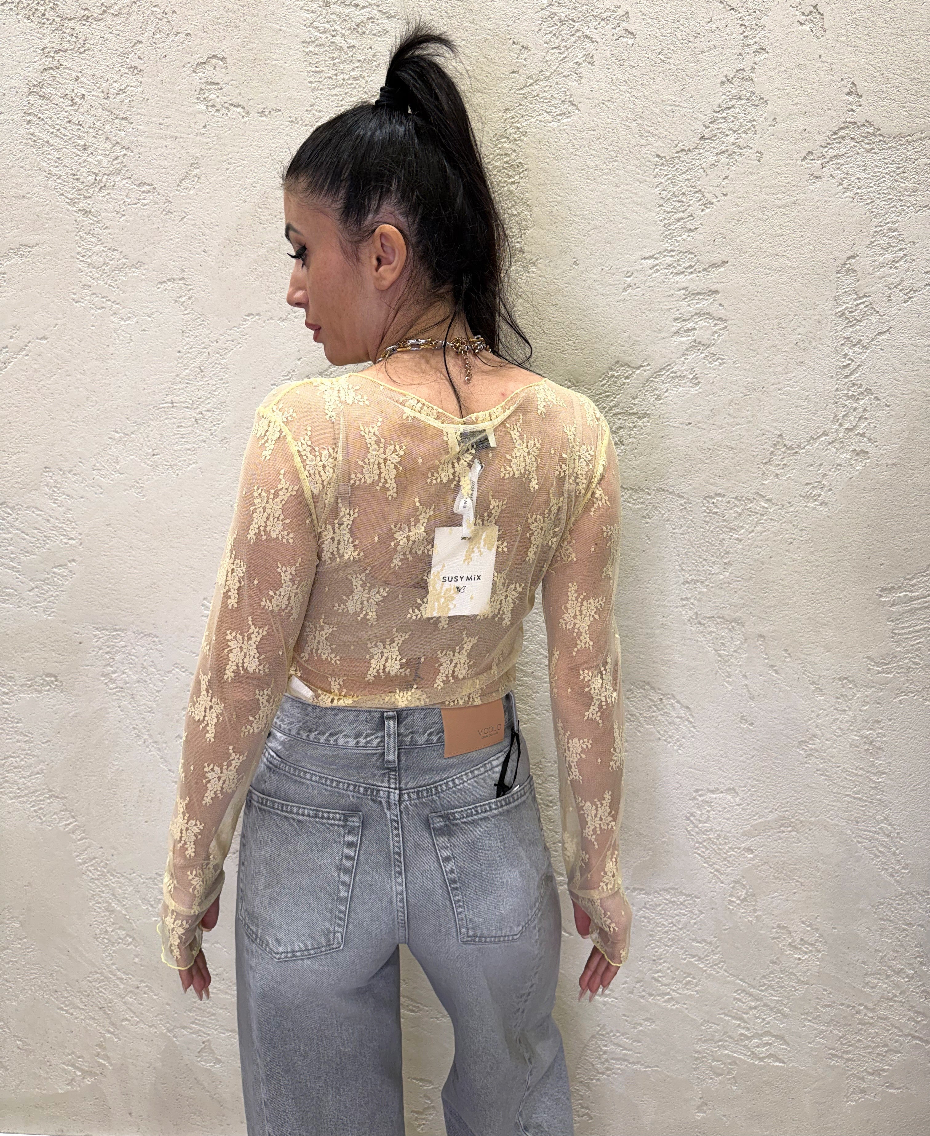 maglia in pizzo con scollo a barca e manicotti 10997 GIALLO SUSY MIX 