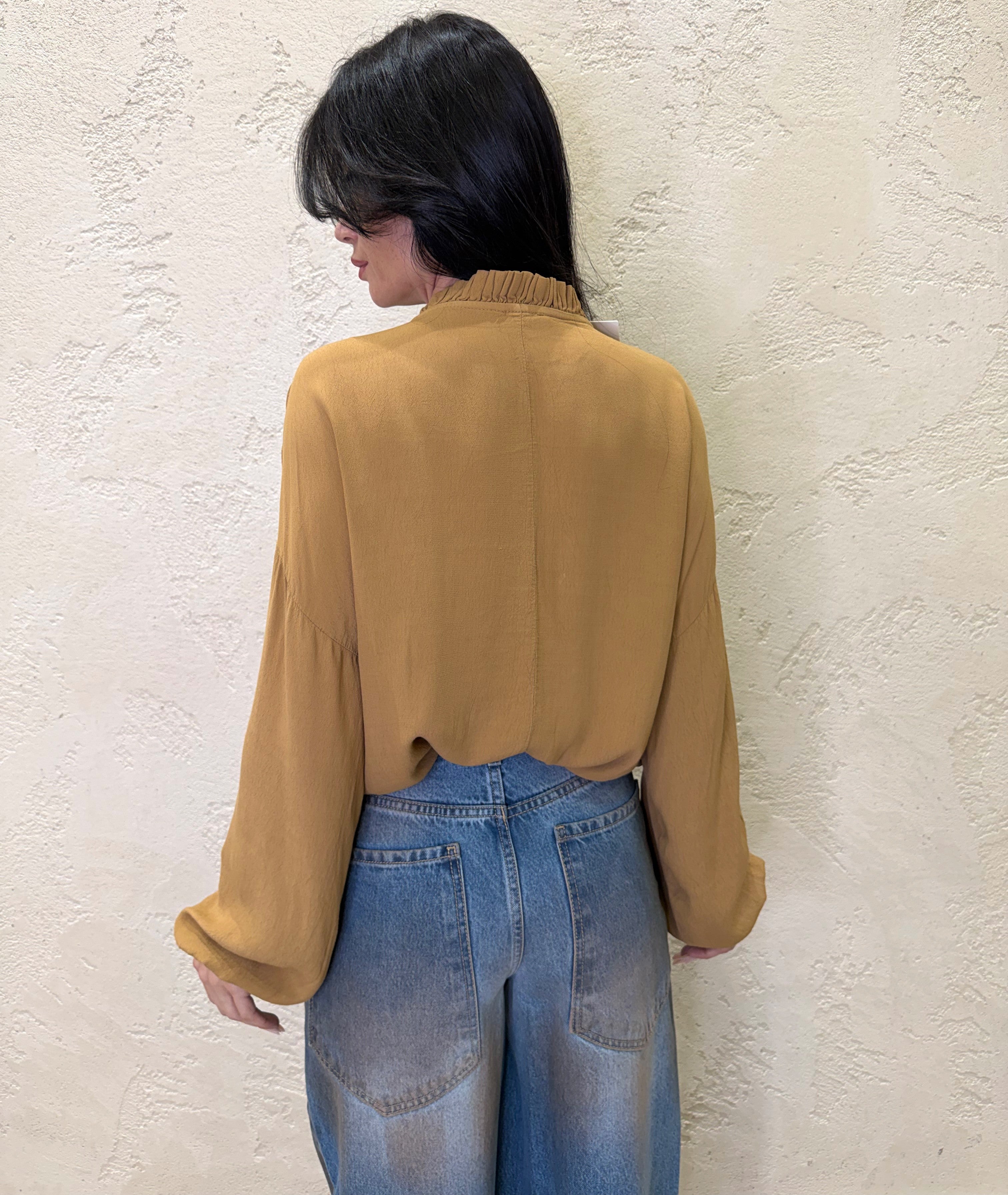 blusa con rouches e collana 26533 CAMMELLO SUSY MIX 