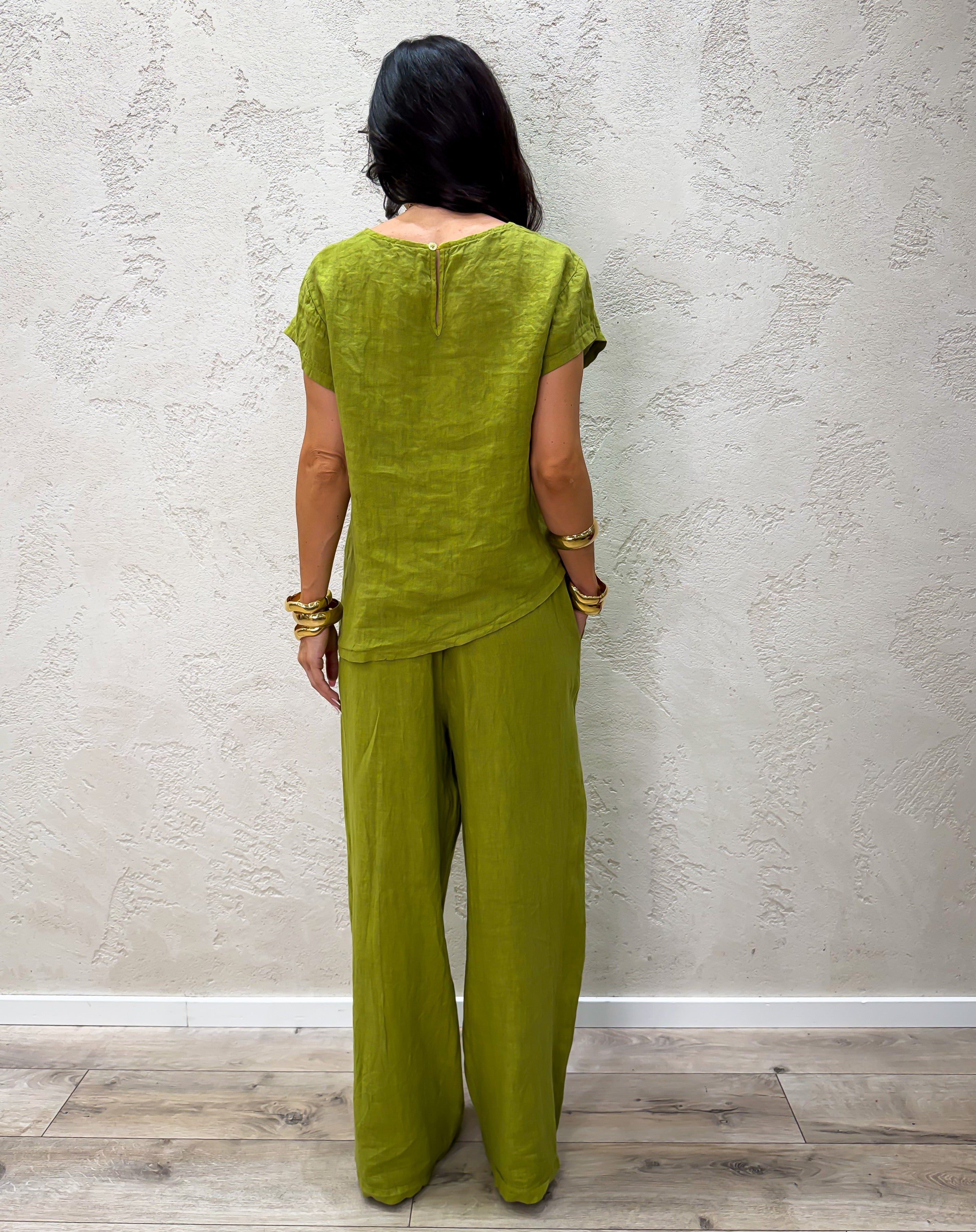 completo in 100% lino composto da blusa e pantalone a palazzo 41004 VERDE OLIVA SUSY MIX 