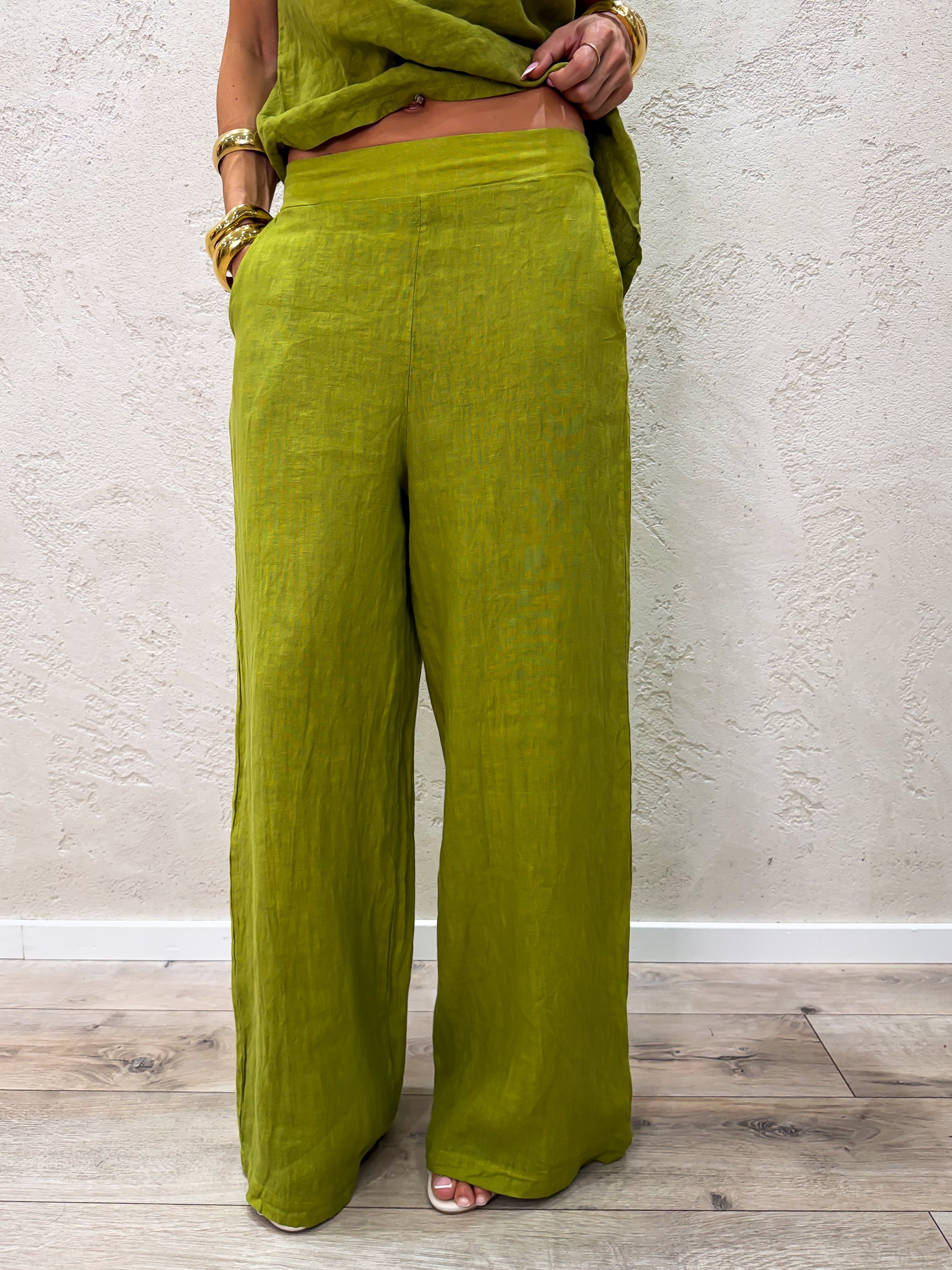 completo in 100% lino composto da blusa e pantalone a palazzo 41004 VERDE OLIVA SUSY MIX 