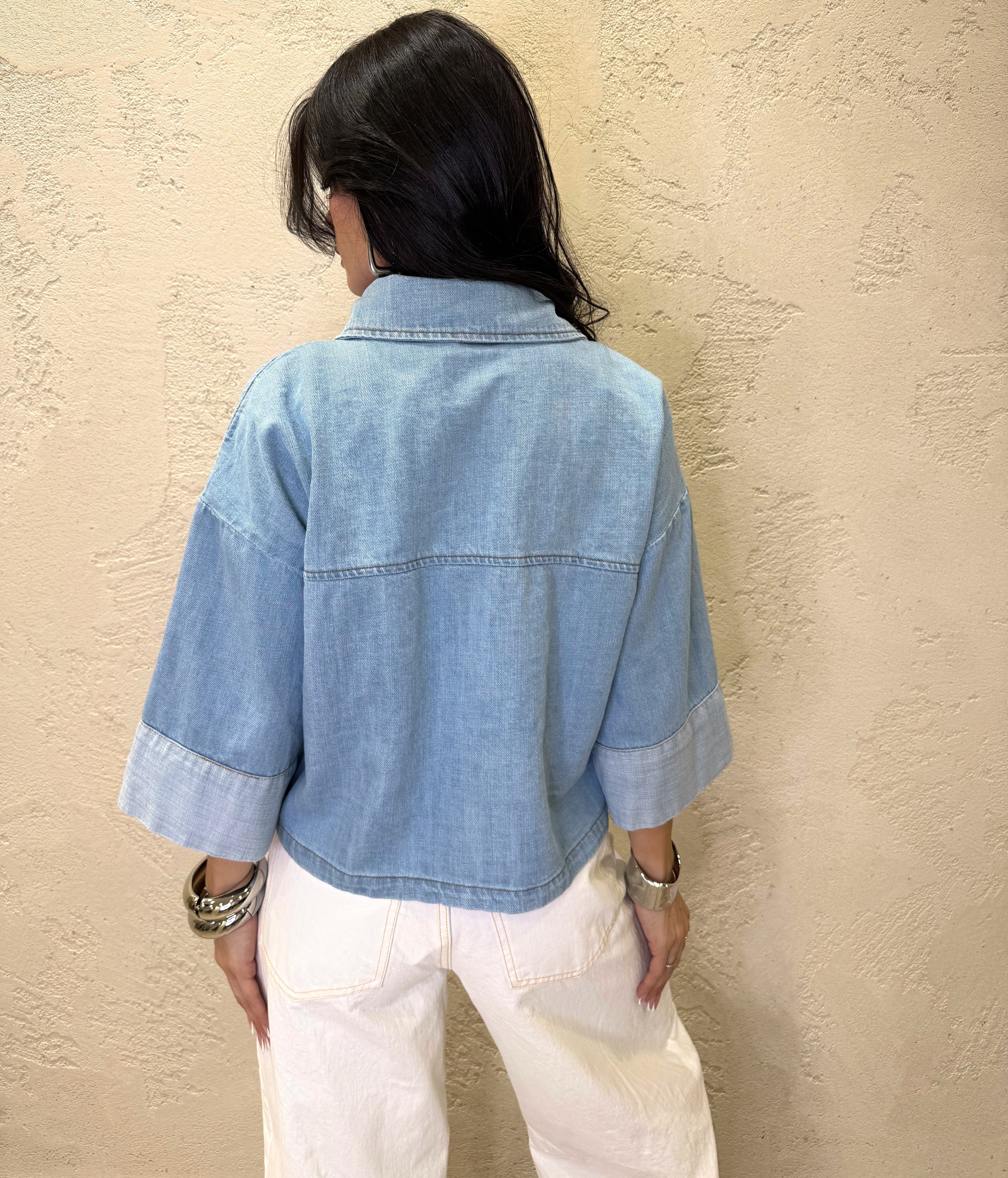 giacchino in denim modello a scatoletta con dettaglio gioiello 60084GBC JEANS SUSY MIX 