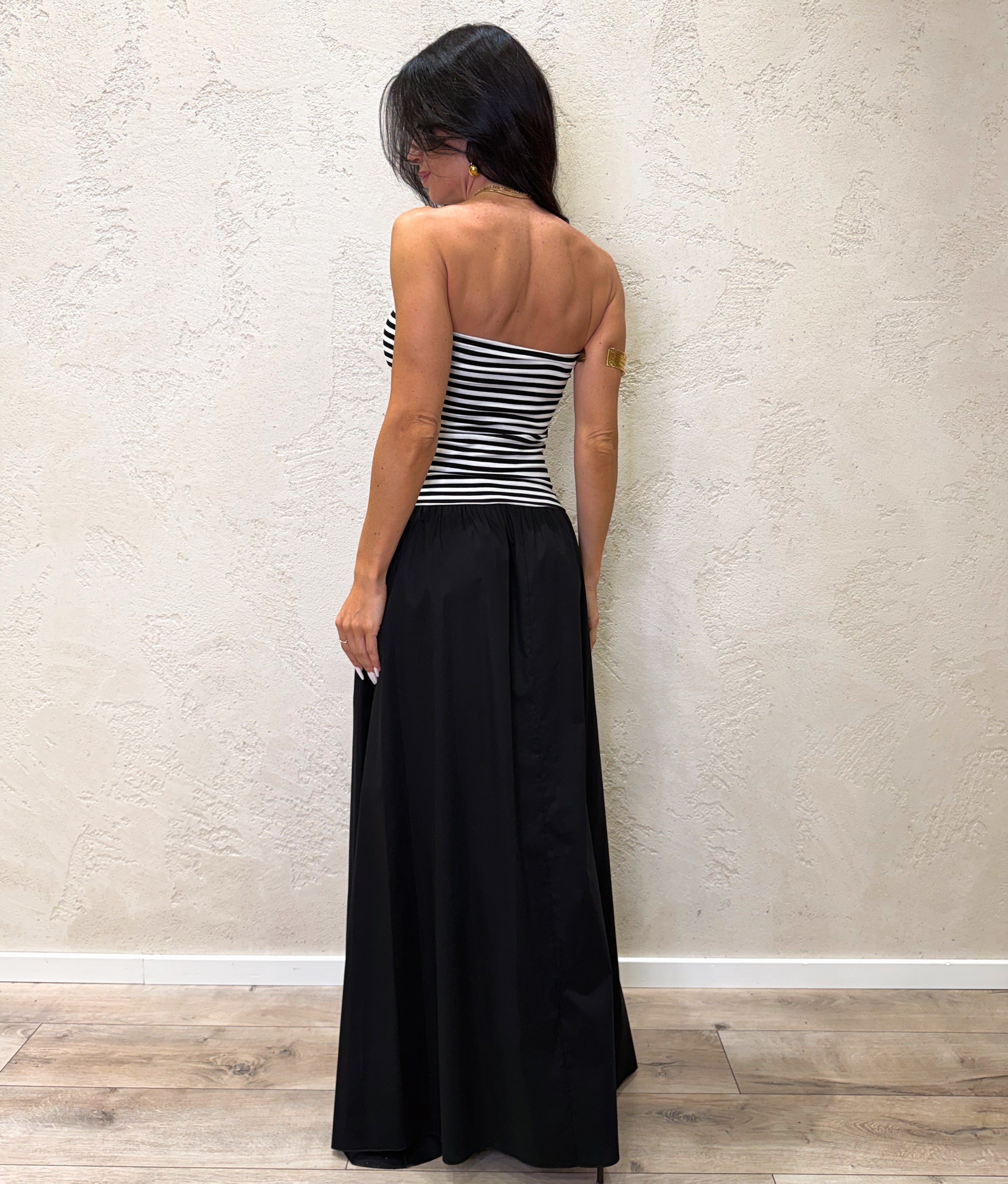 abito lungo scollo dritto in doppio tessuto frantasia a righe B05206 NERO SUSY MIX 