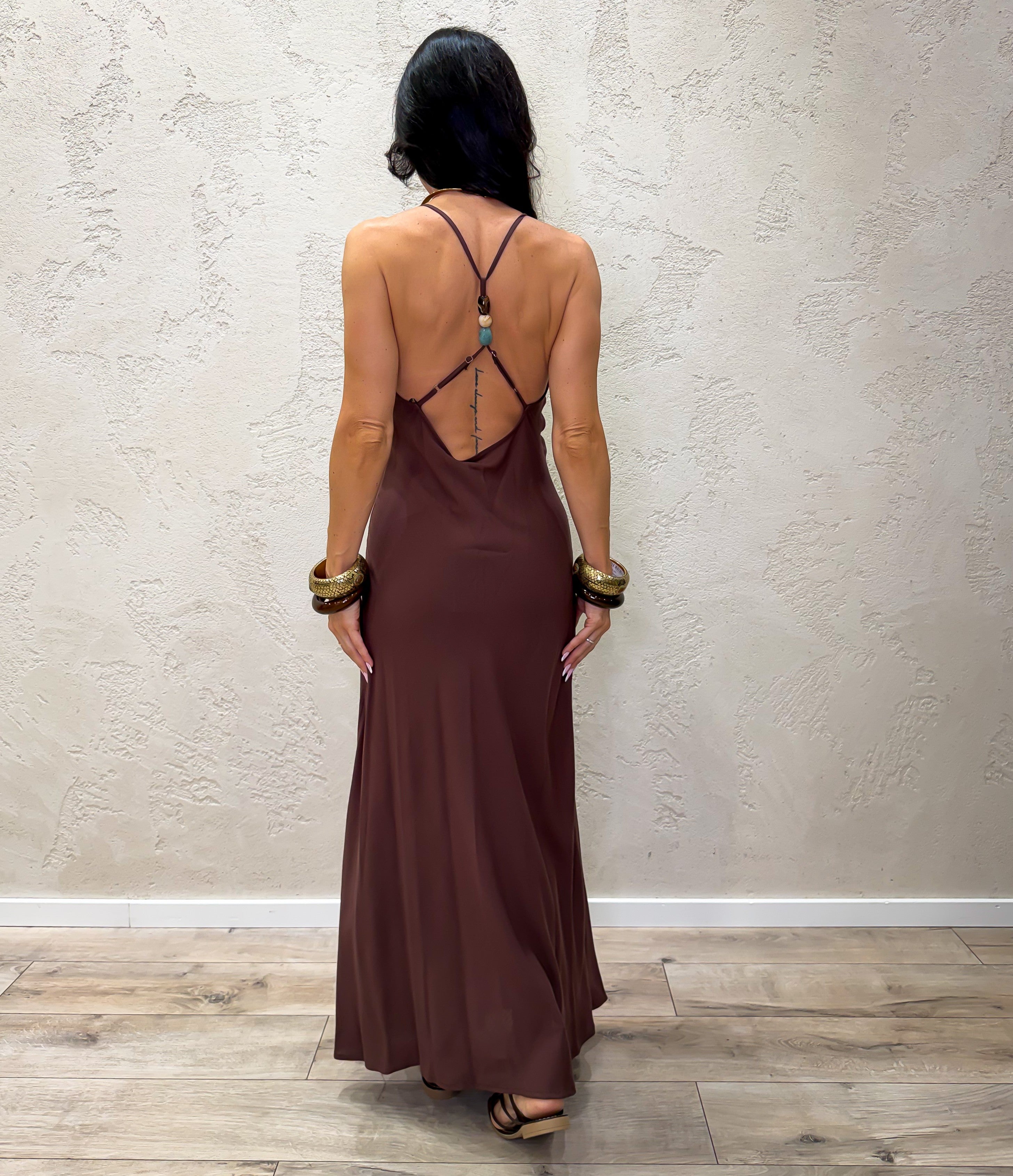 abito lungo in viscosa con accessorio V12610B672 MORO SUSY MIX 