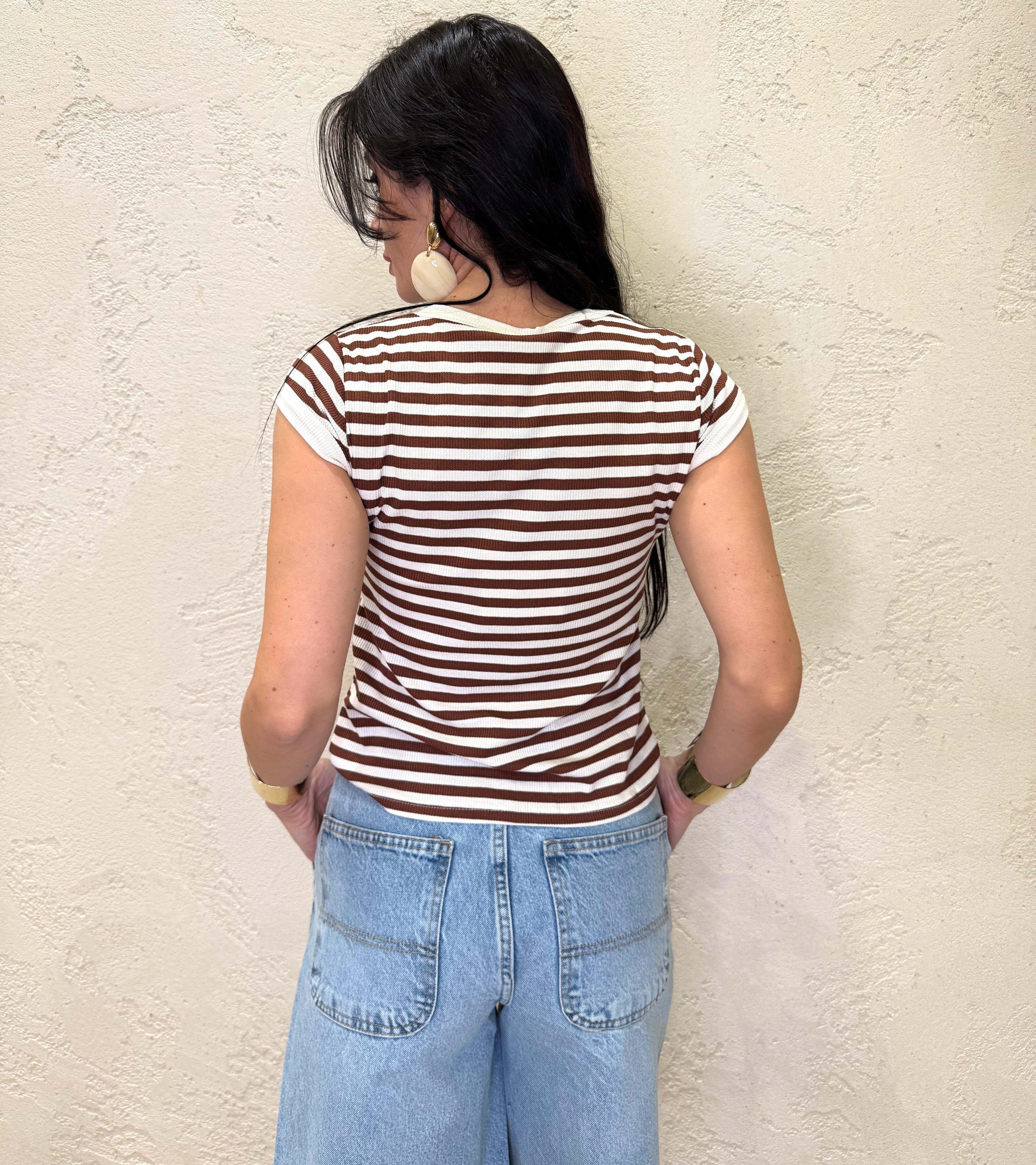 t-shirt esasticizzata a costine fantasia a righe 21011 MARRONE TENSIONE IN 