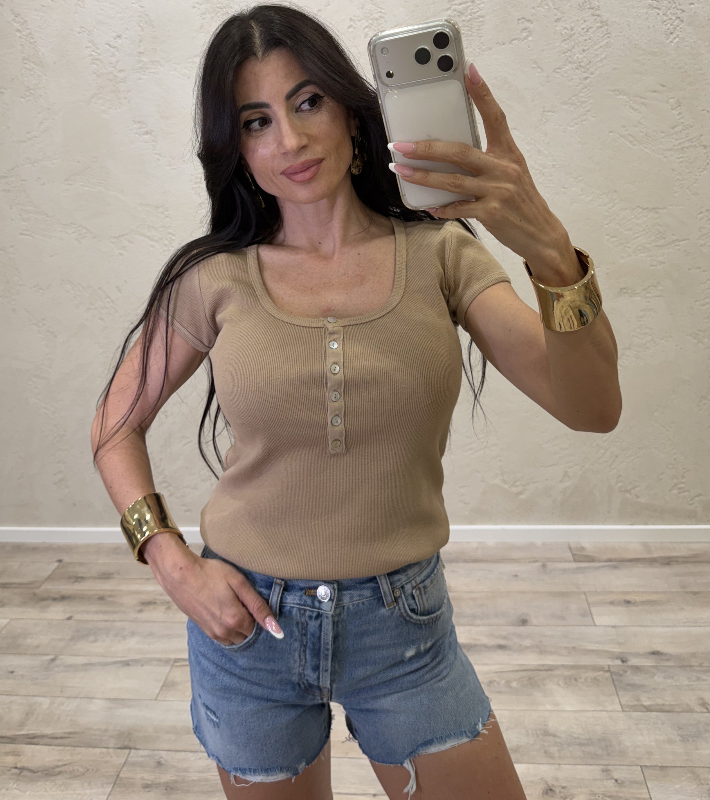 t-shirt serafino elasticizzata a costine 21020/PE26 SAFARI TENSIONE IN 