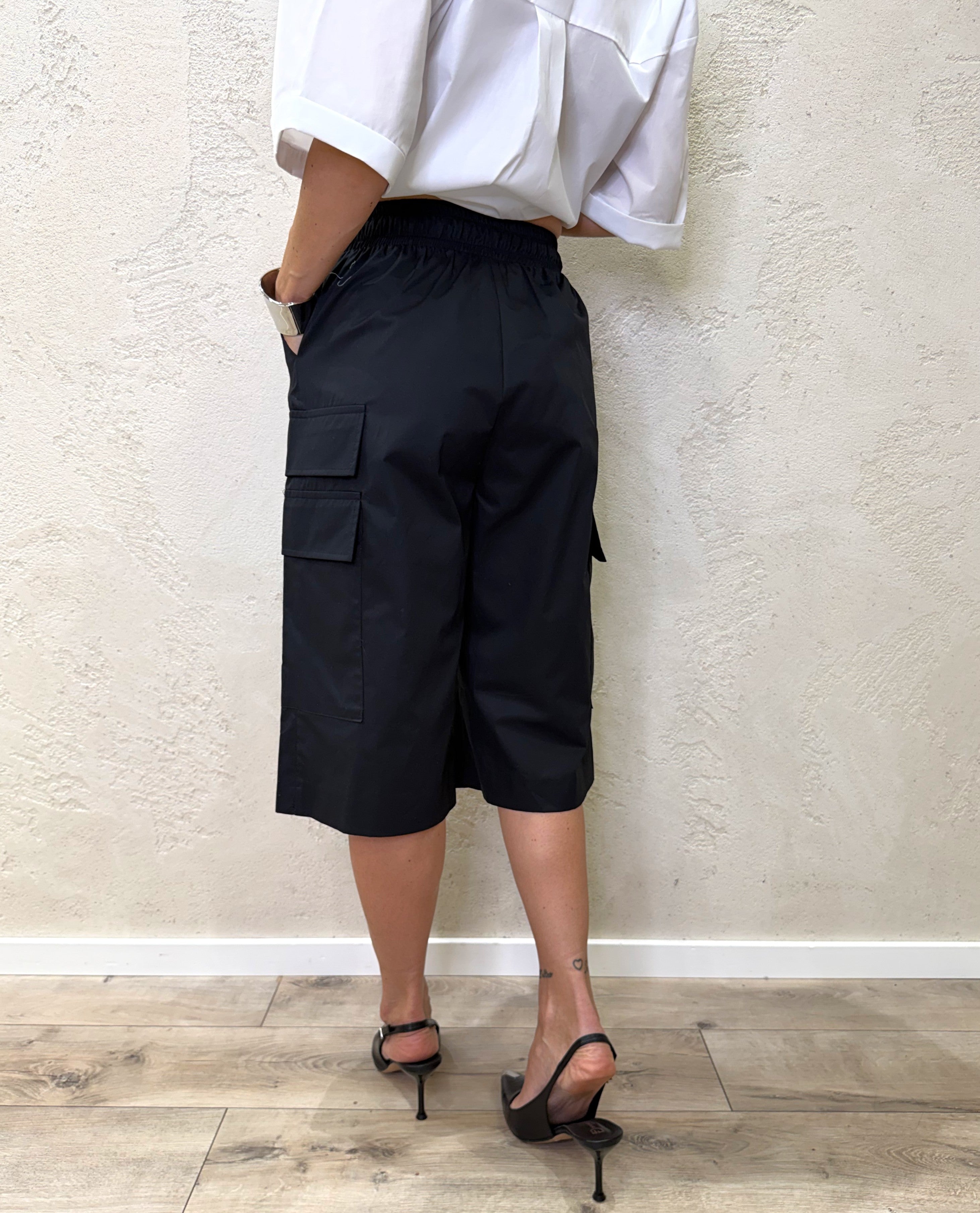 maxi bermuda cargo in cotone 26P5003 NERO TENSIONE IN 