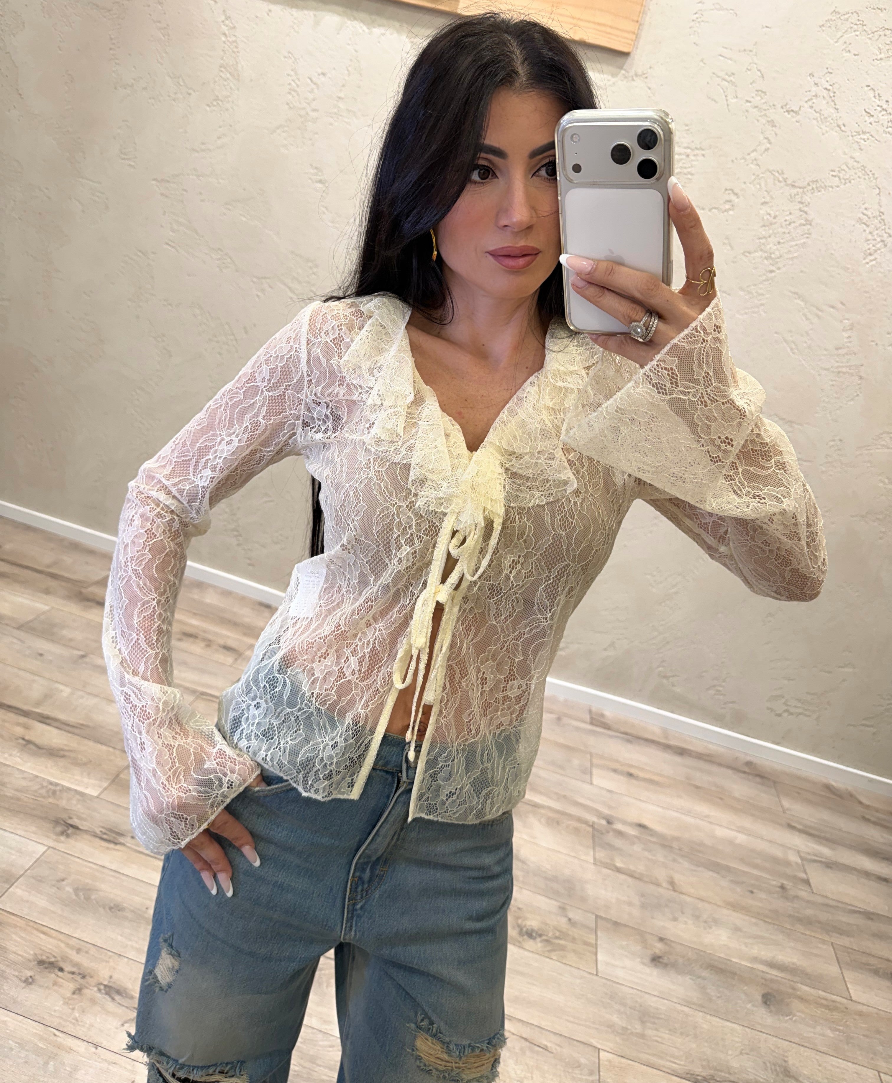 blusa in pizzo con rouges e lacci frontali TAB1521 BURRO VICOLO 