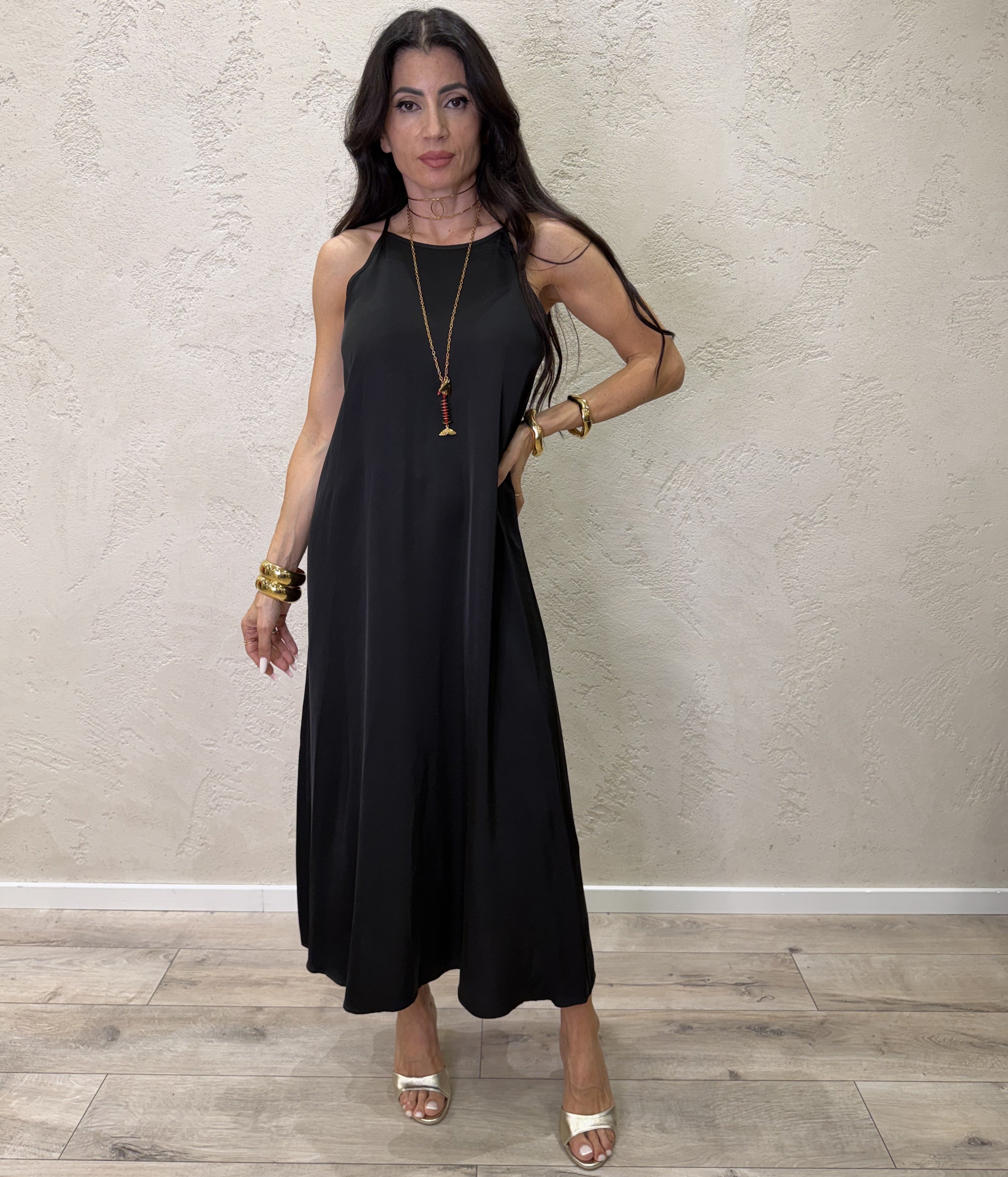 abito svasato in satin scollo all'americana TAB2585 NERO VICOLO 