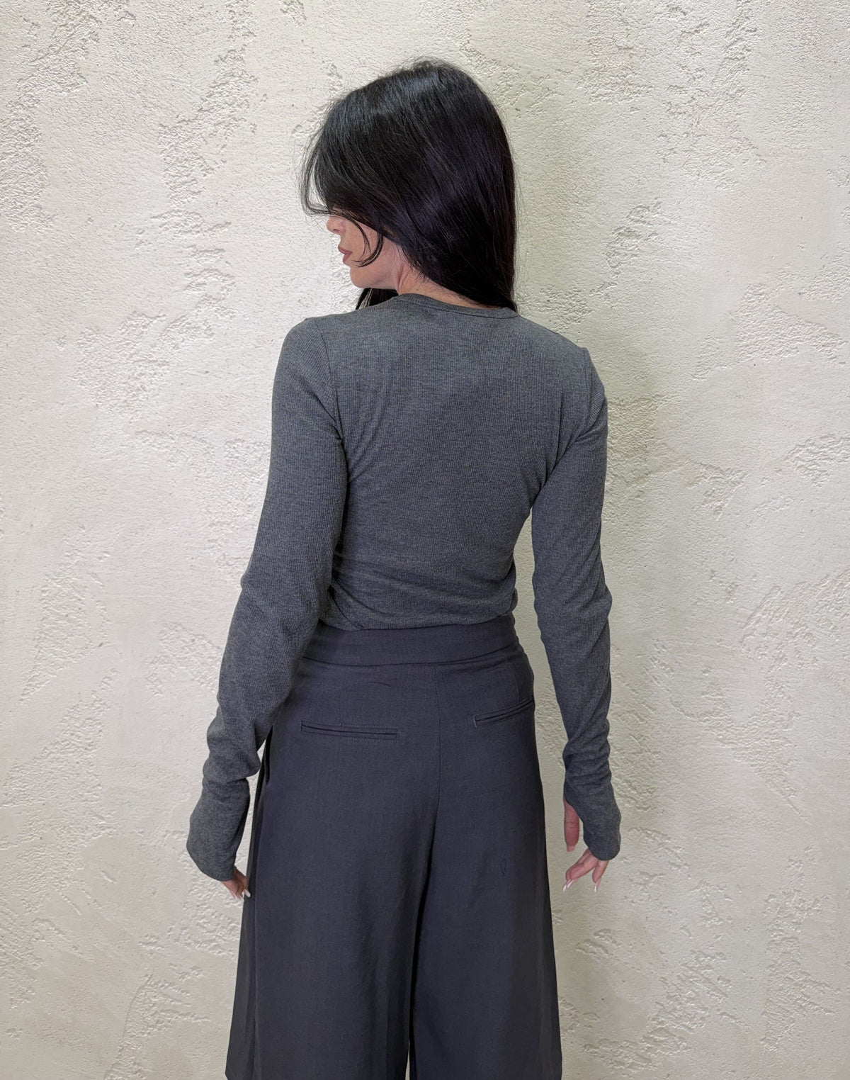 Maglia girocollo a costine