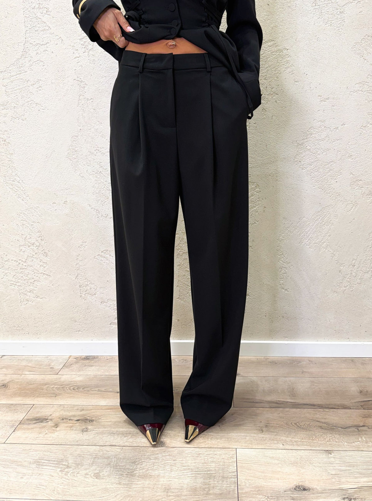 Pantalone sartoriale con pences