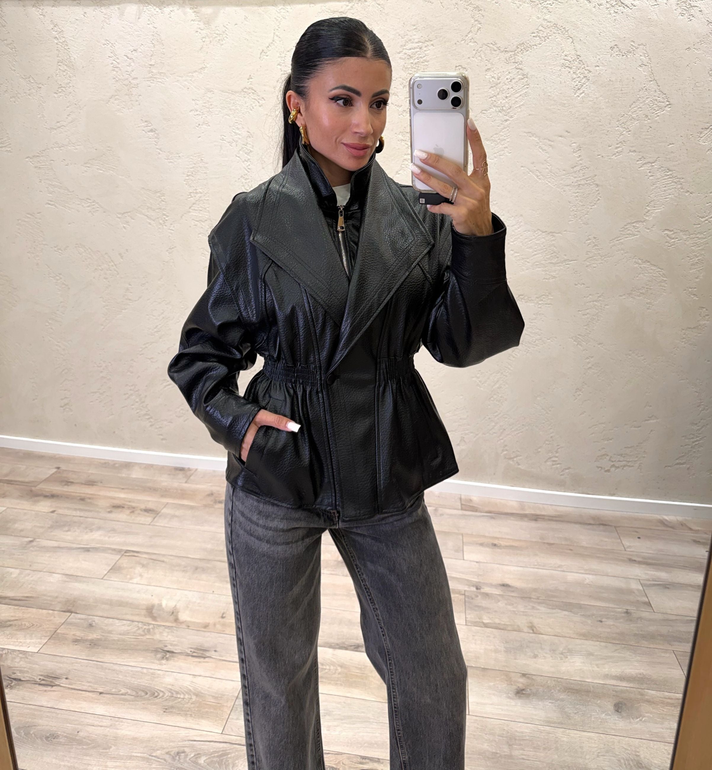 Giacca stile trench in ecopelle martellata strutturata