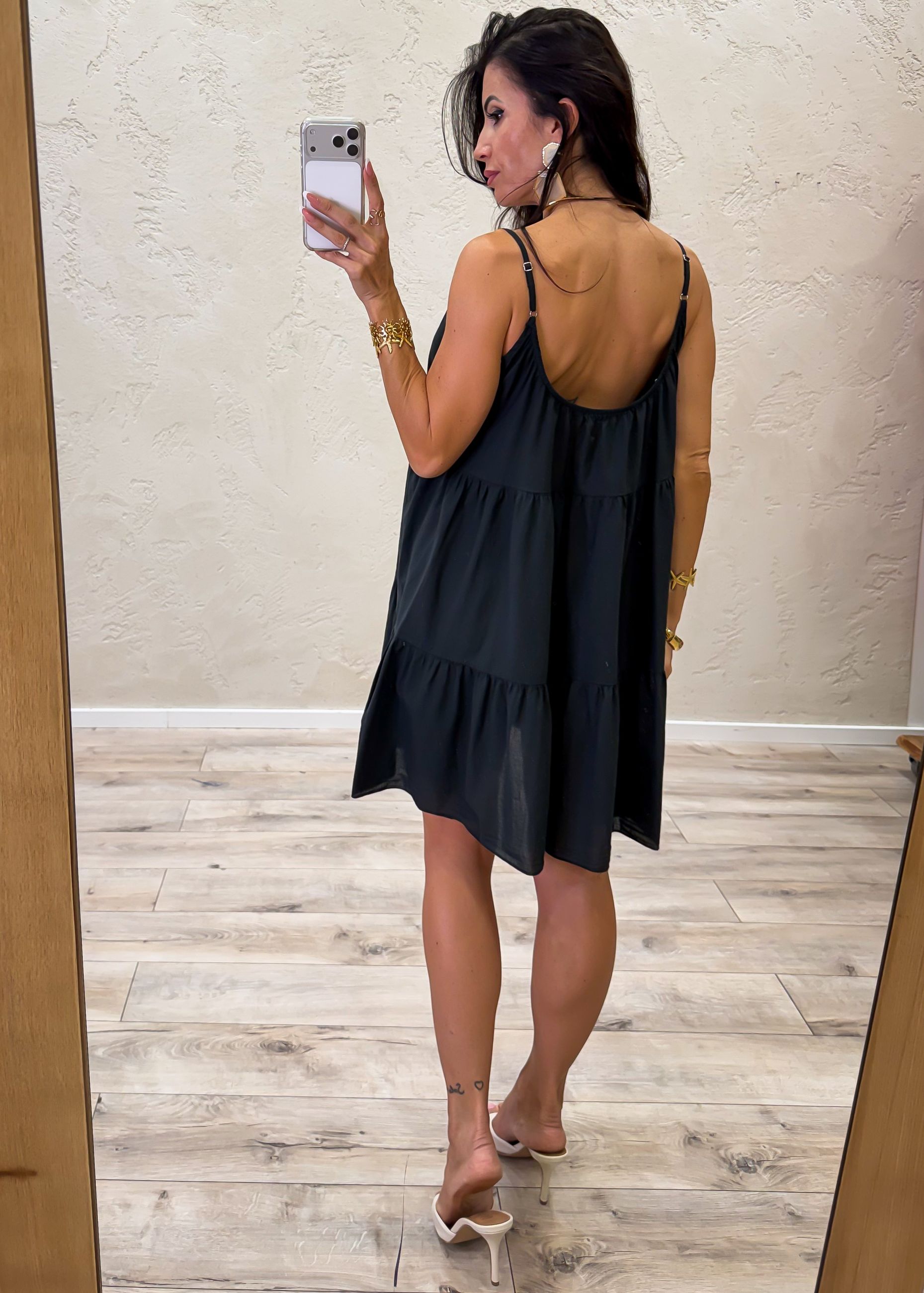 Abito mini a balze in 100% cotone