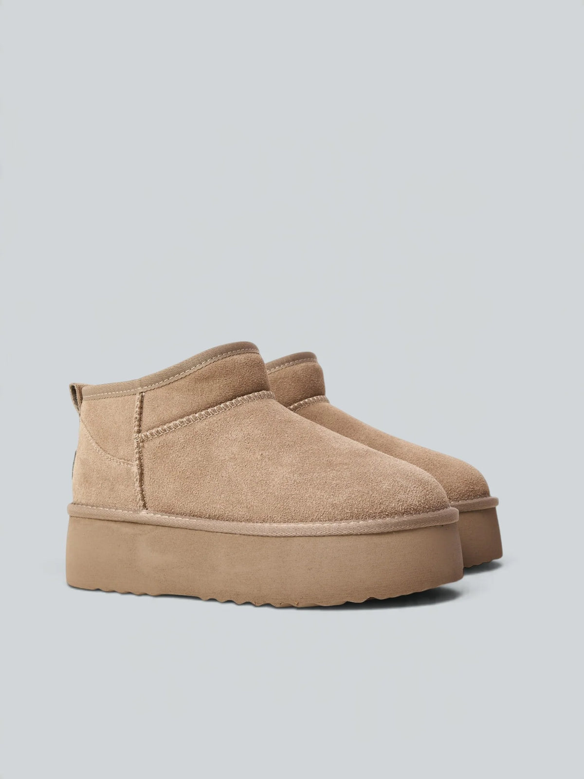 Stivaletto platform in camoscio