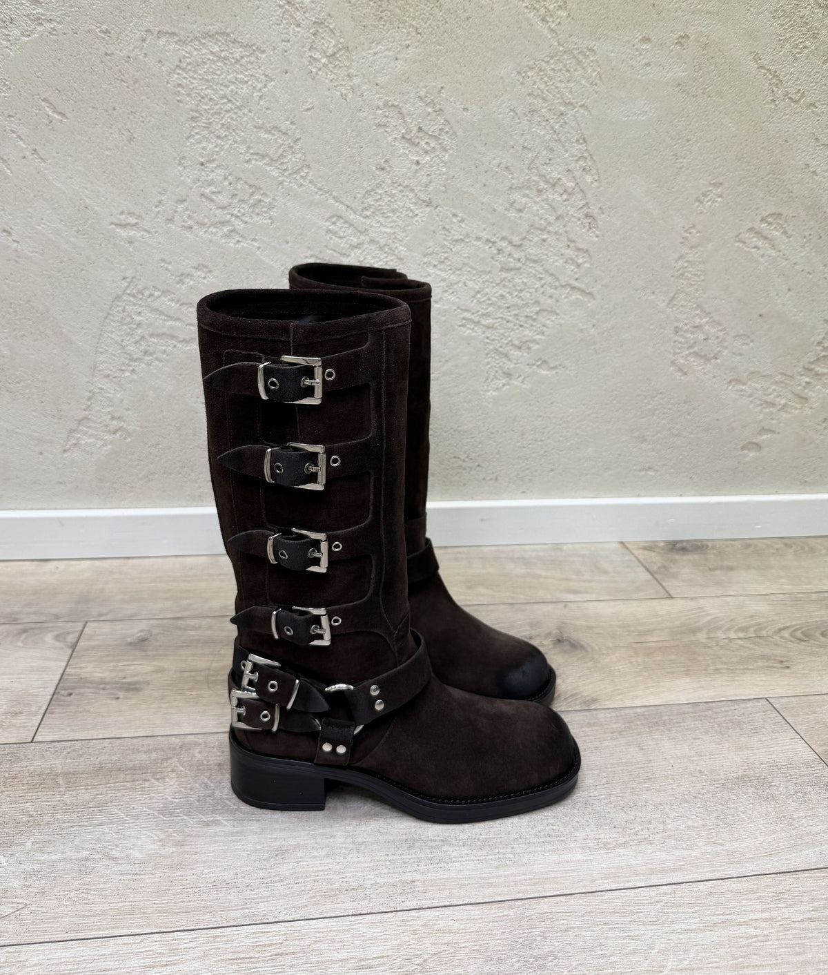 Stivale biker con cinghie regolabili