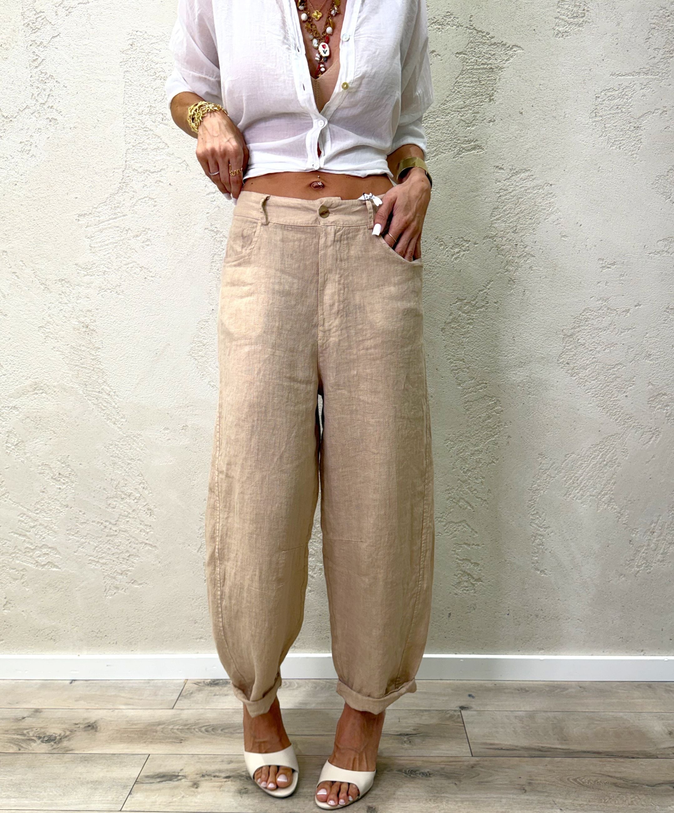 Pantalone modello ferro di cavallo in 100% lino
