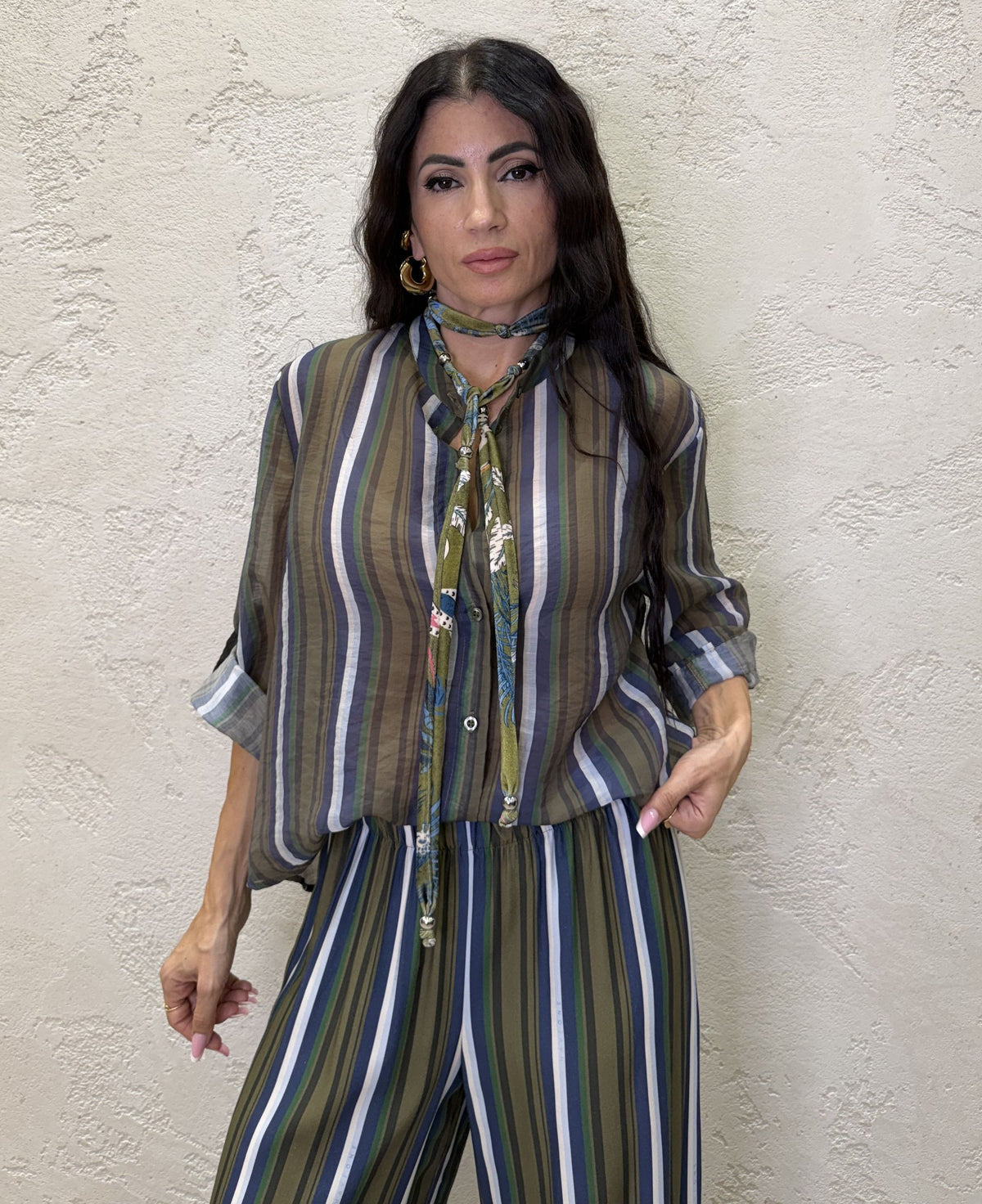 Camicia "Nomad" a righe con collana
