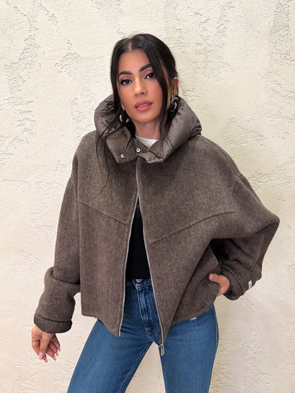 Cappotto in misto lana con cappuccio imbottito rimovibile