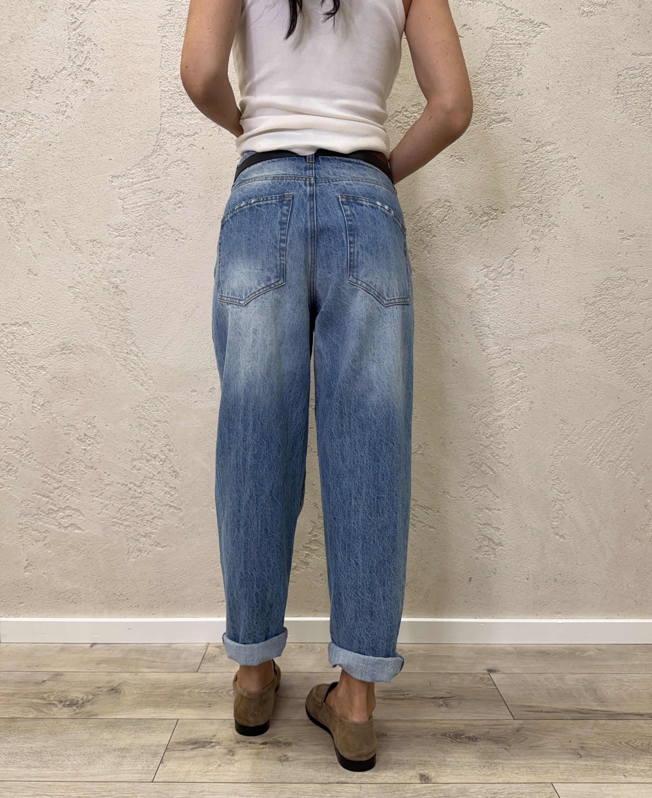 Jeans Hailey regular straight con cintura