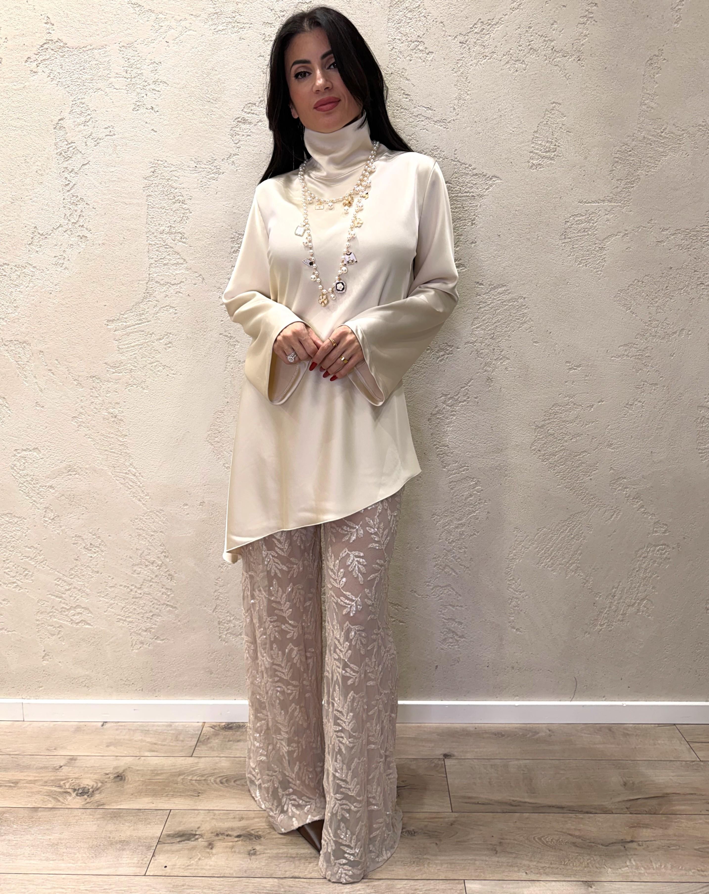 blusa maxi in satin con collo alto e orlo asimmetrico 38208 AVORIO TENSIONE IN 