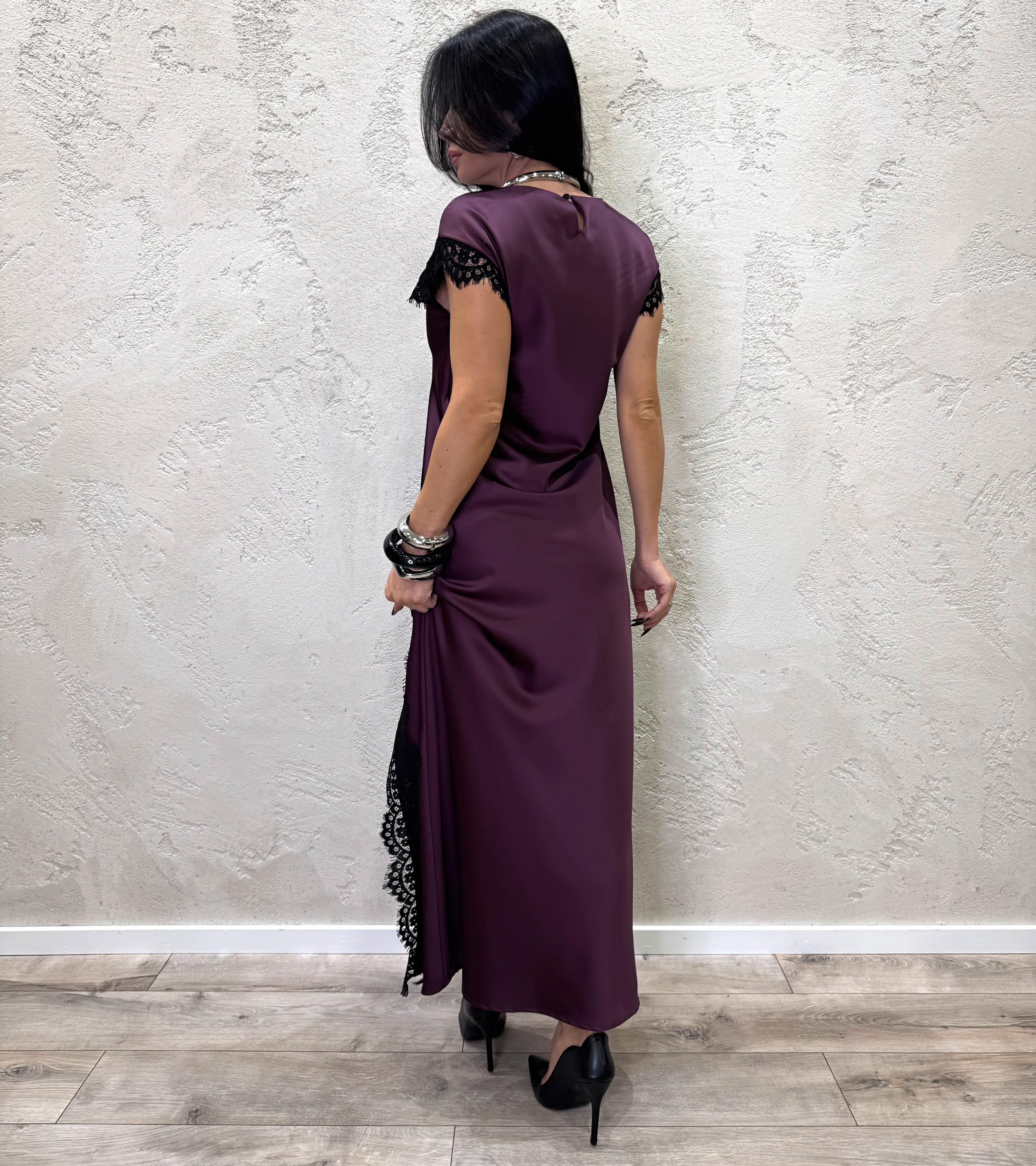 abito lungo in satin con inserti in pizzo W25A258 VINO MOTEL 