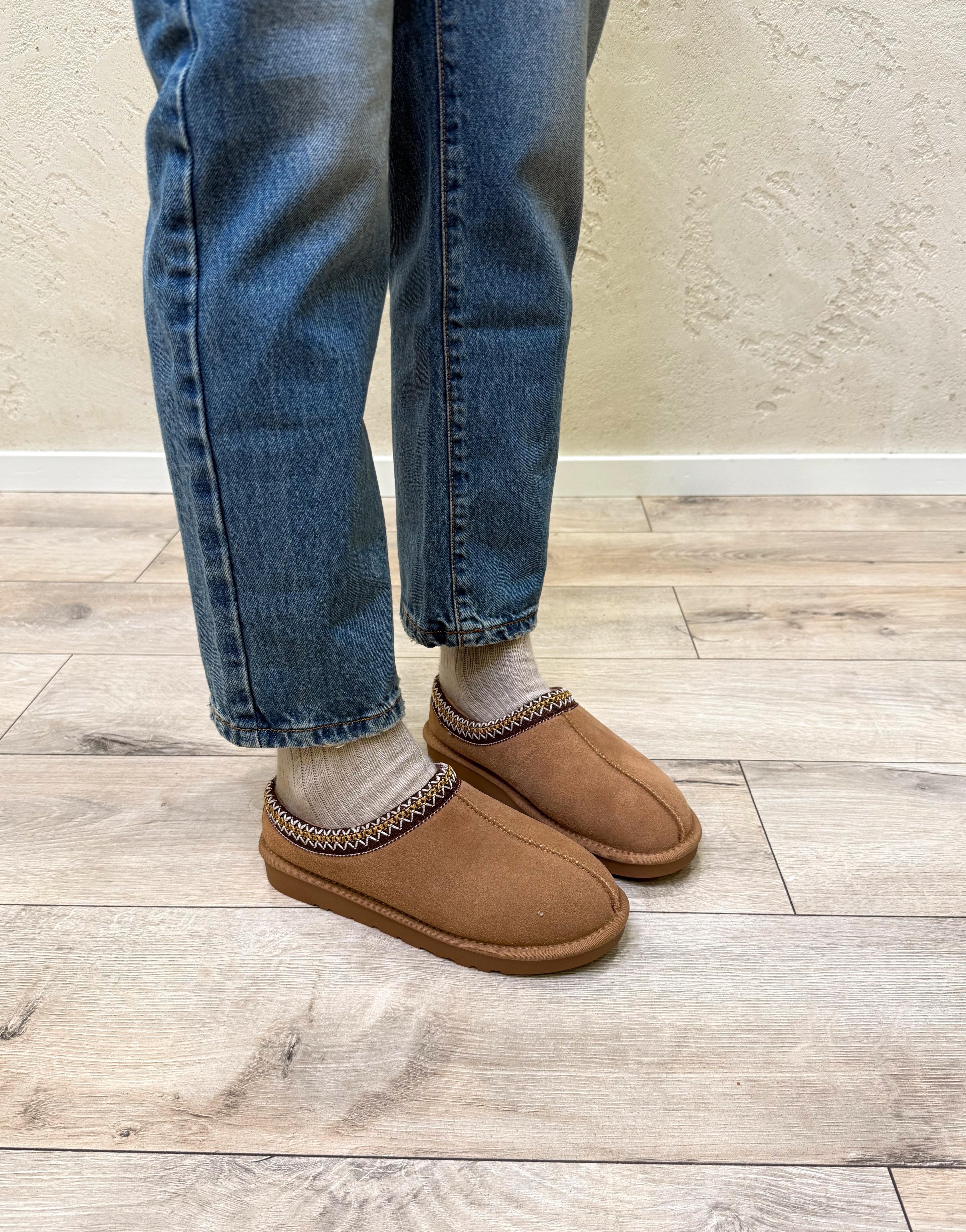 mules in camoscio 1203 CAMMELLO OVYE' 