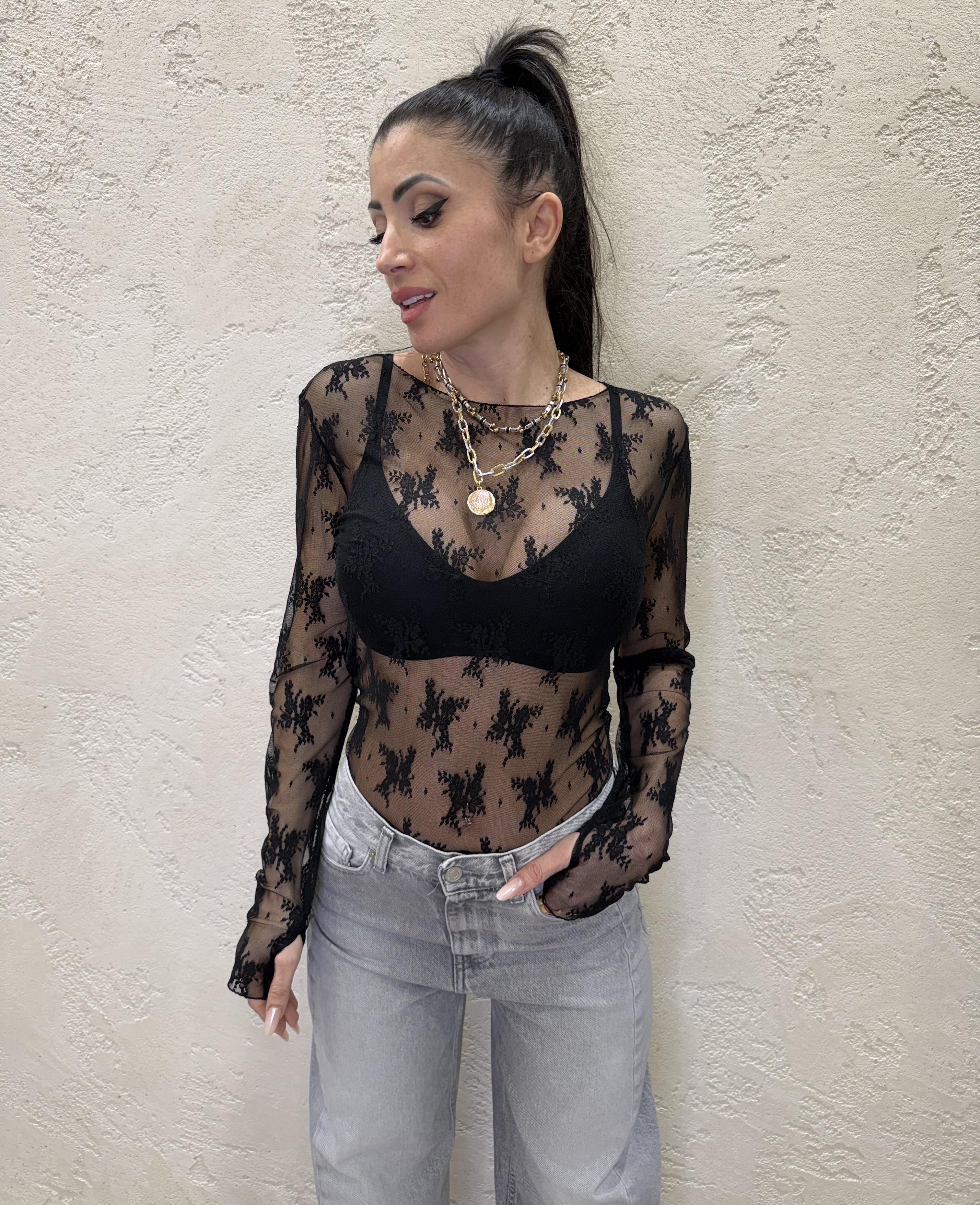 maglia in pizzo con scollo a barca e manicotti 10997 NERO SUSY MIX 