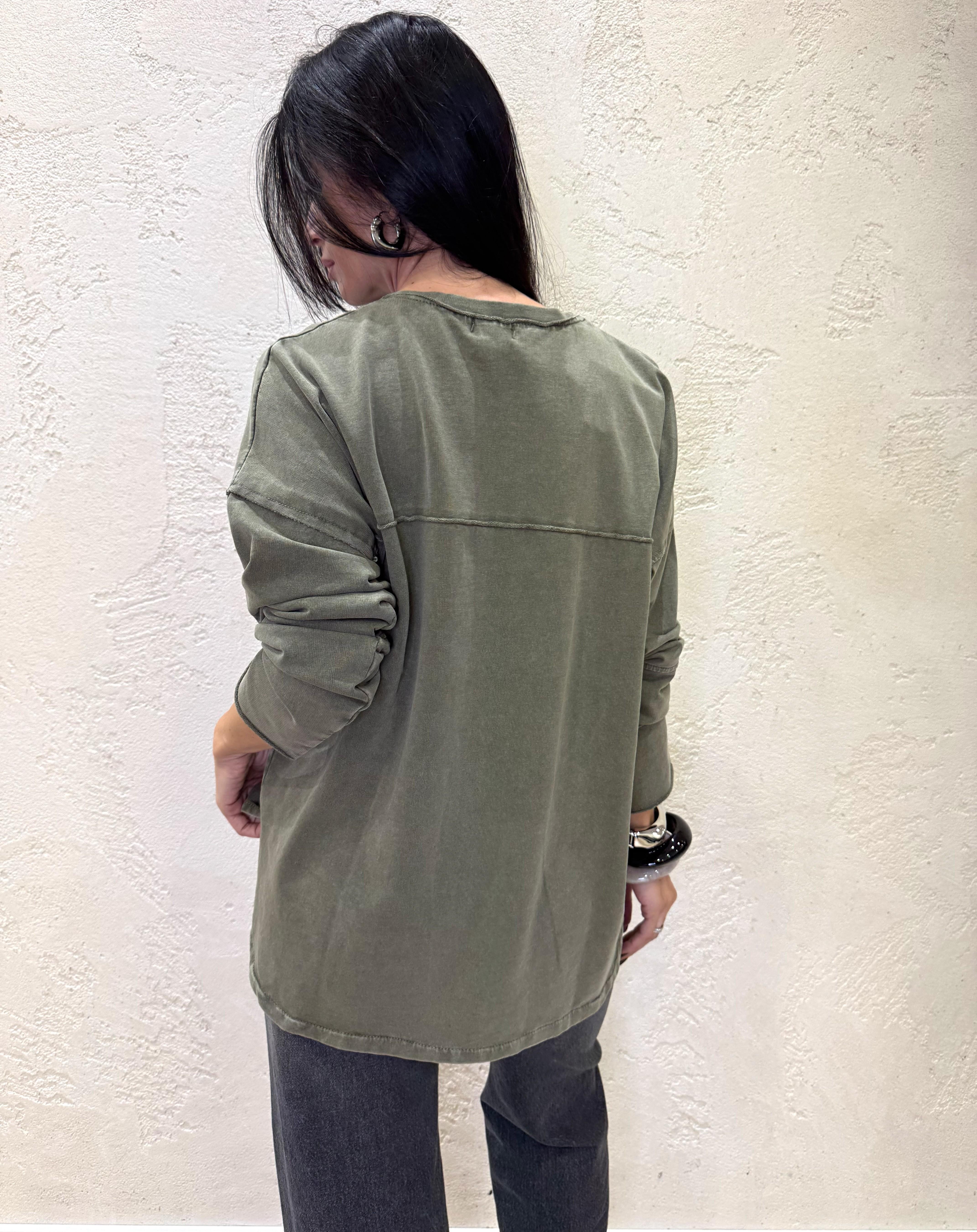 felpa over stone washed con dettaglio gioiello 59241M MILITARE SUSY MIX 