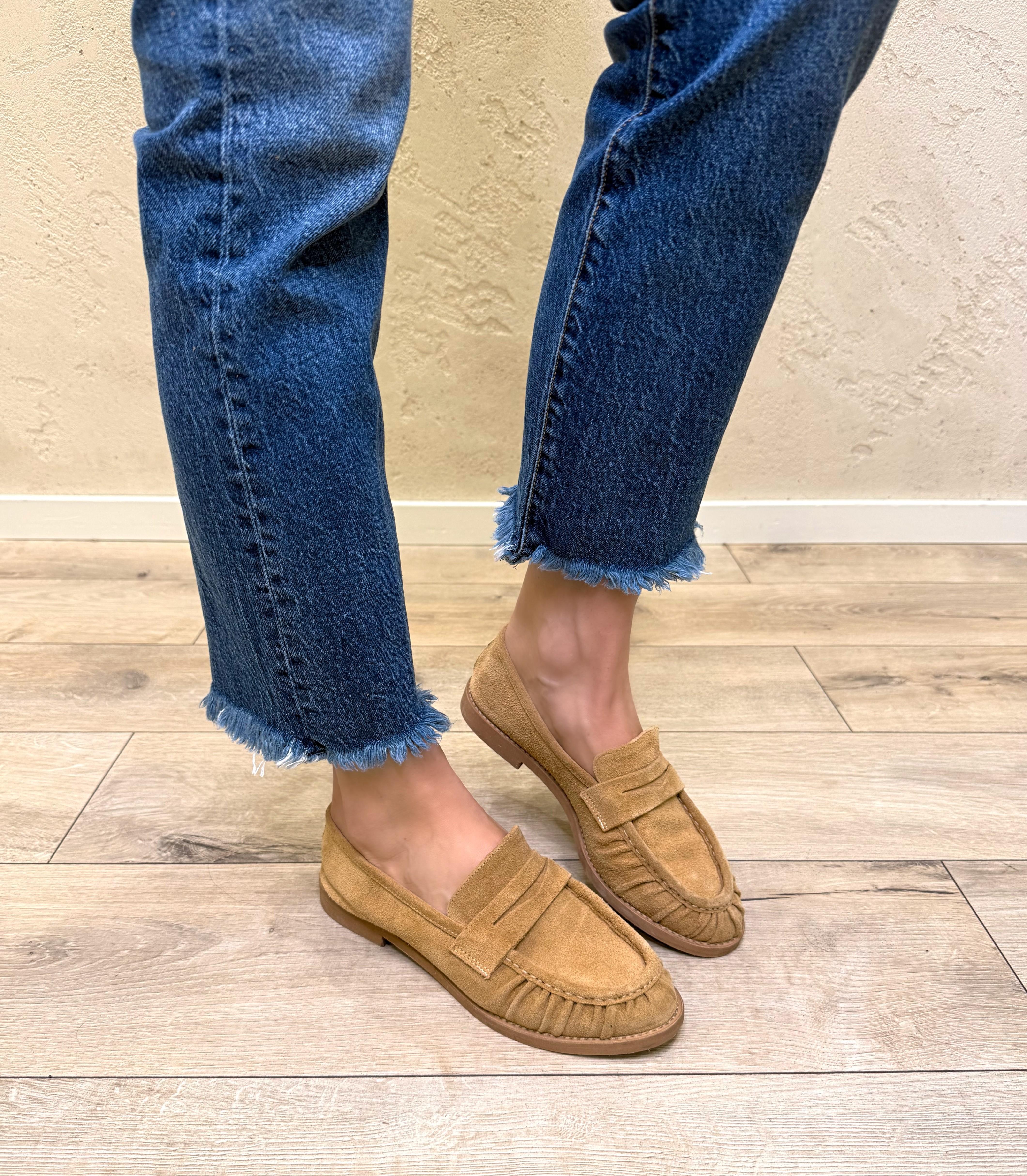 mocassino in vera pelle scamosciata CINZIA2541 CAMMELLO DIVINE FOLLIE 