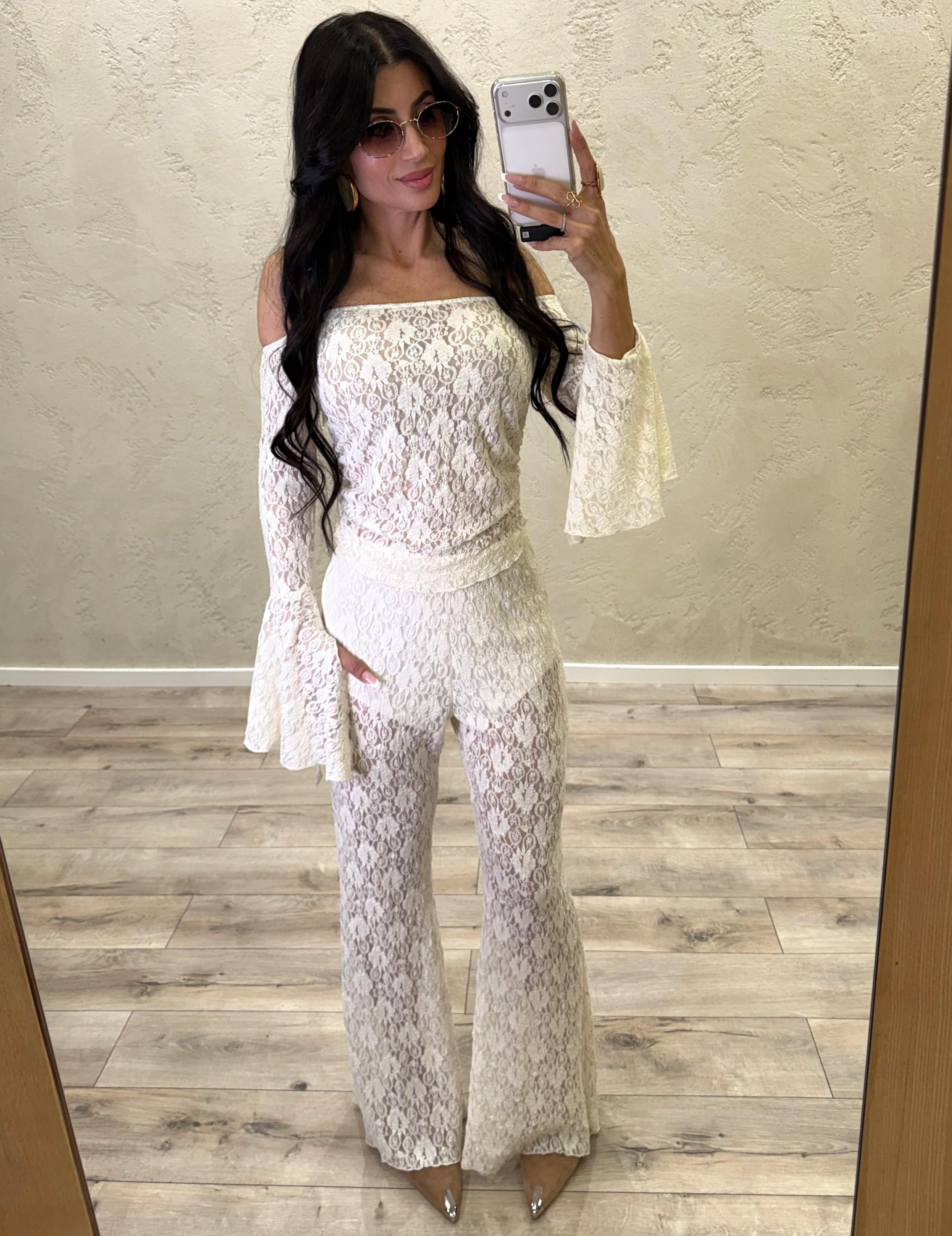 top in pizzo con scollo dritto e manica a campana MVS-Q144 BURRO HAVEONE 