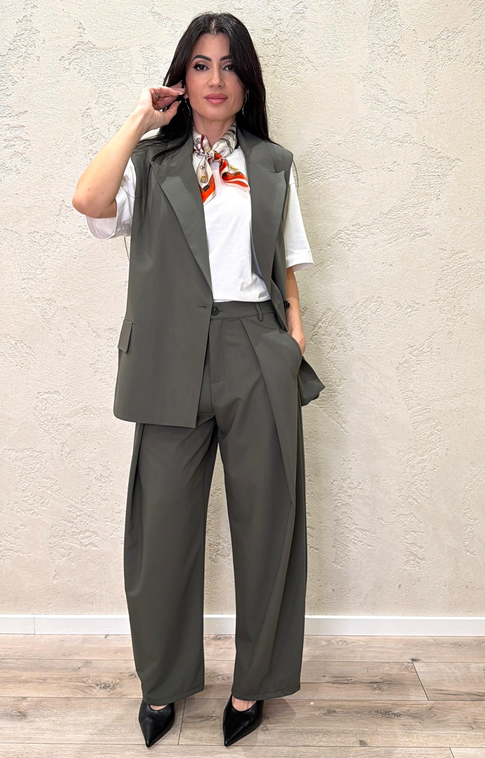 pantaloni modello balloon con pinces misto viscosa elasticizzati 63652 VERDEMILITARE SUSY MIX 