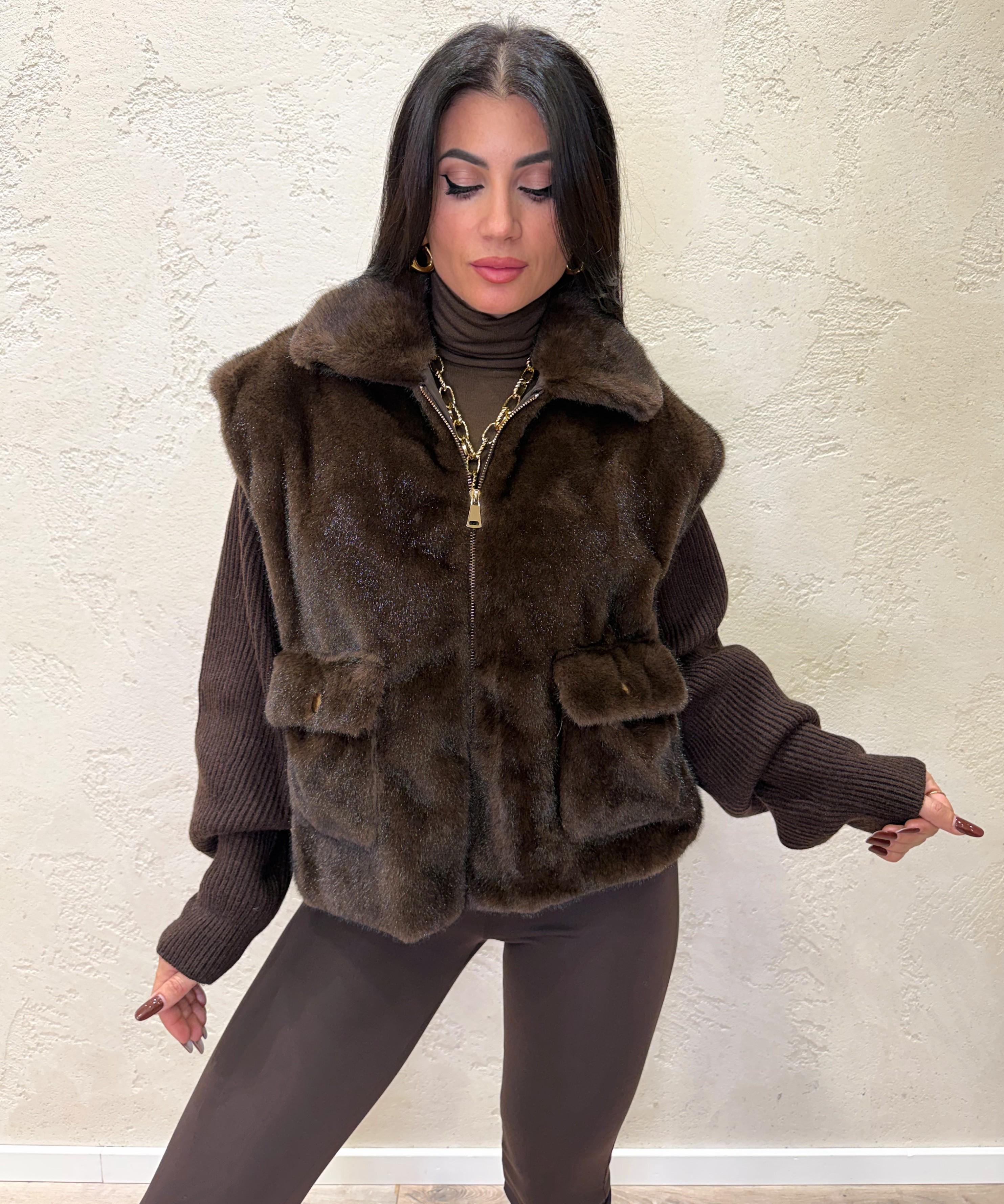 gilet in ecopelliccia con maniche in maglia removibili GPMT MORO ELEVI 