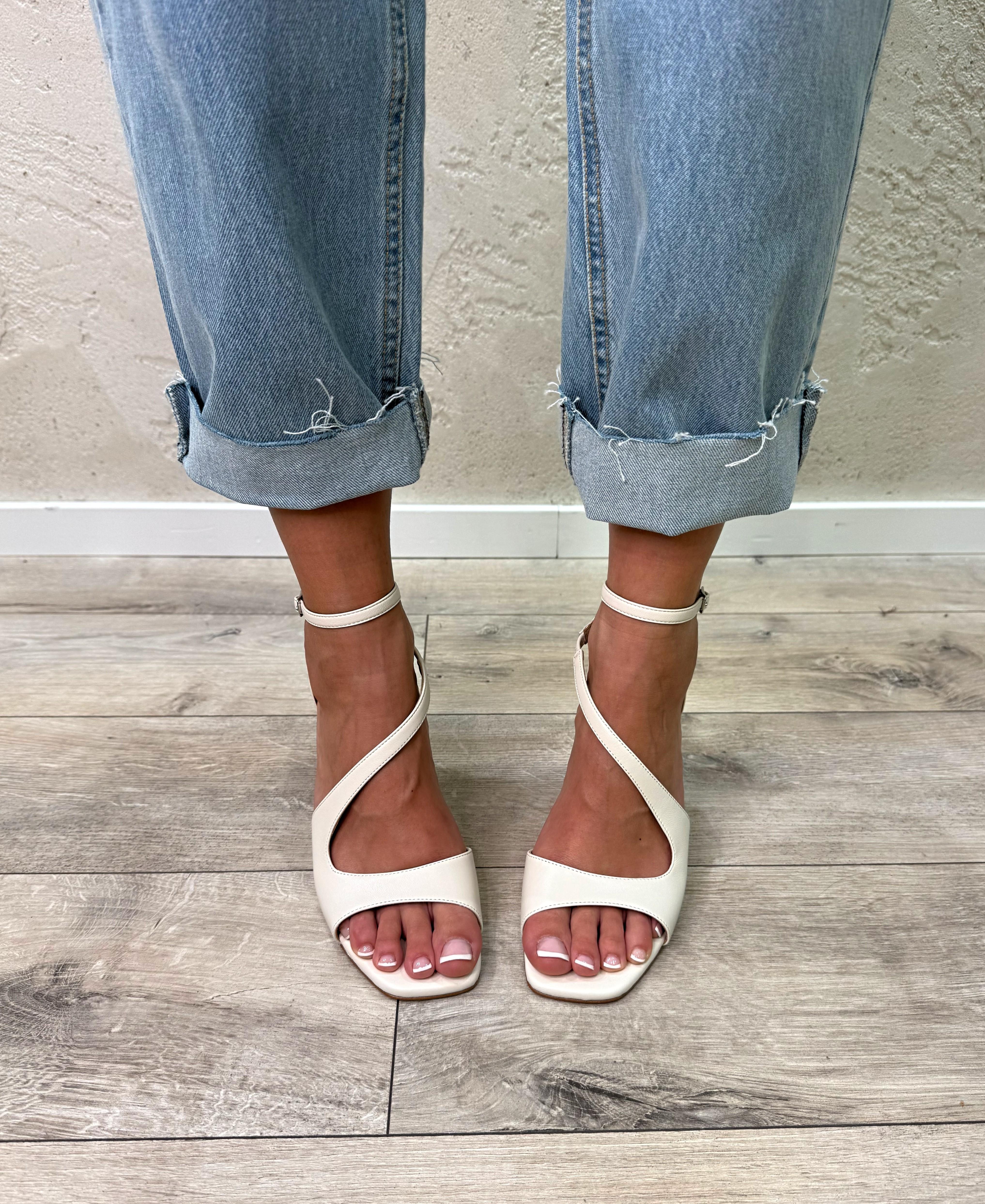 OVYE' AT887OFFWHITE