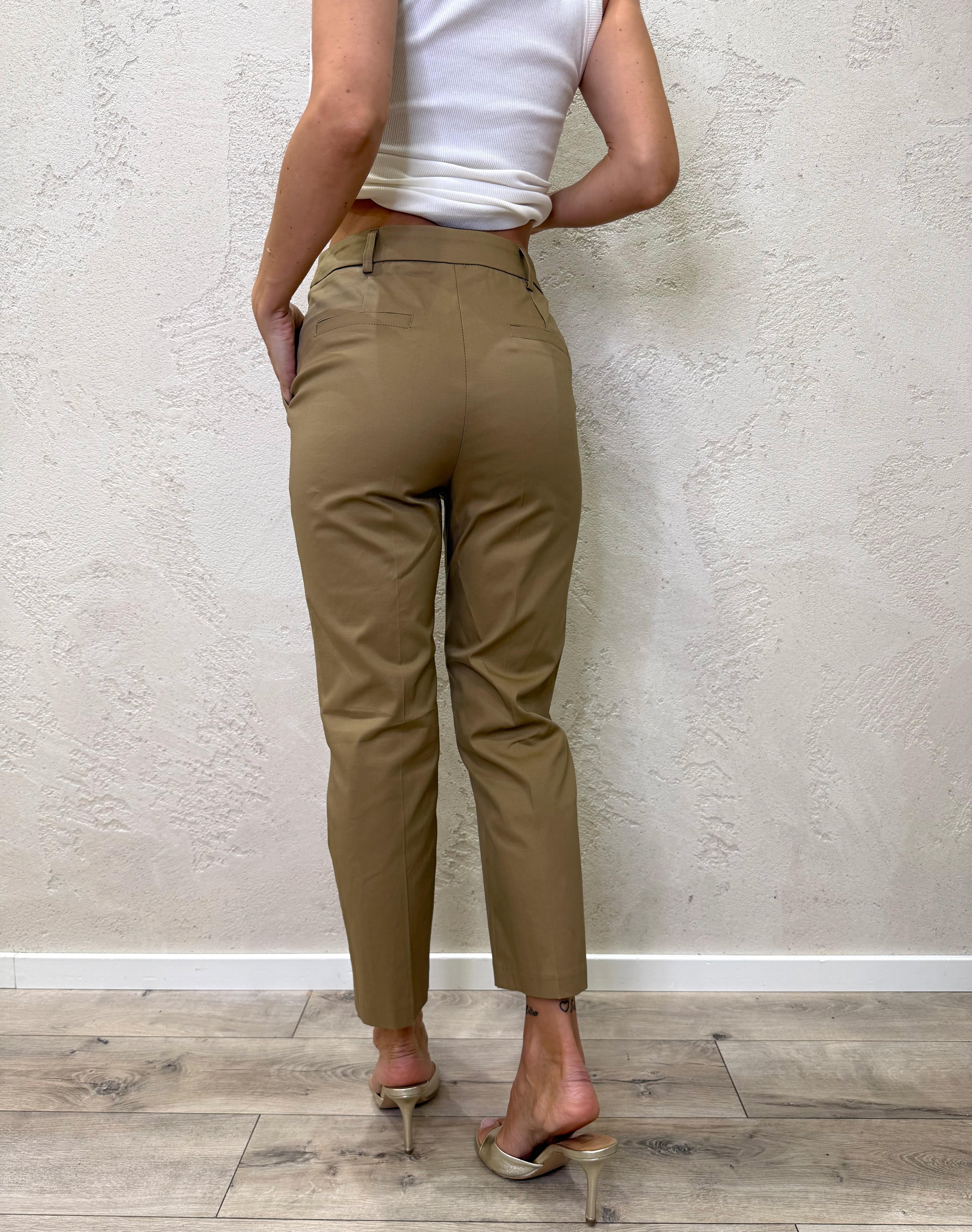 pantalone a sigaretta in cotone elasticizzato con chiusura asimmetrica 26P4941 CAMEL TENSIONE IN 