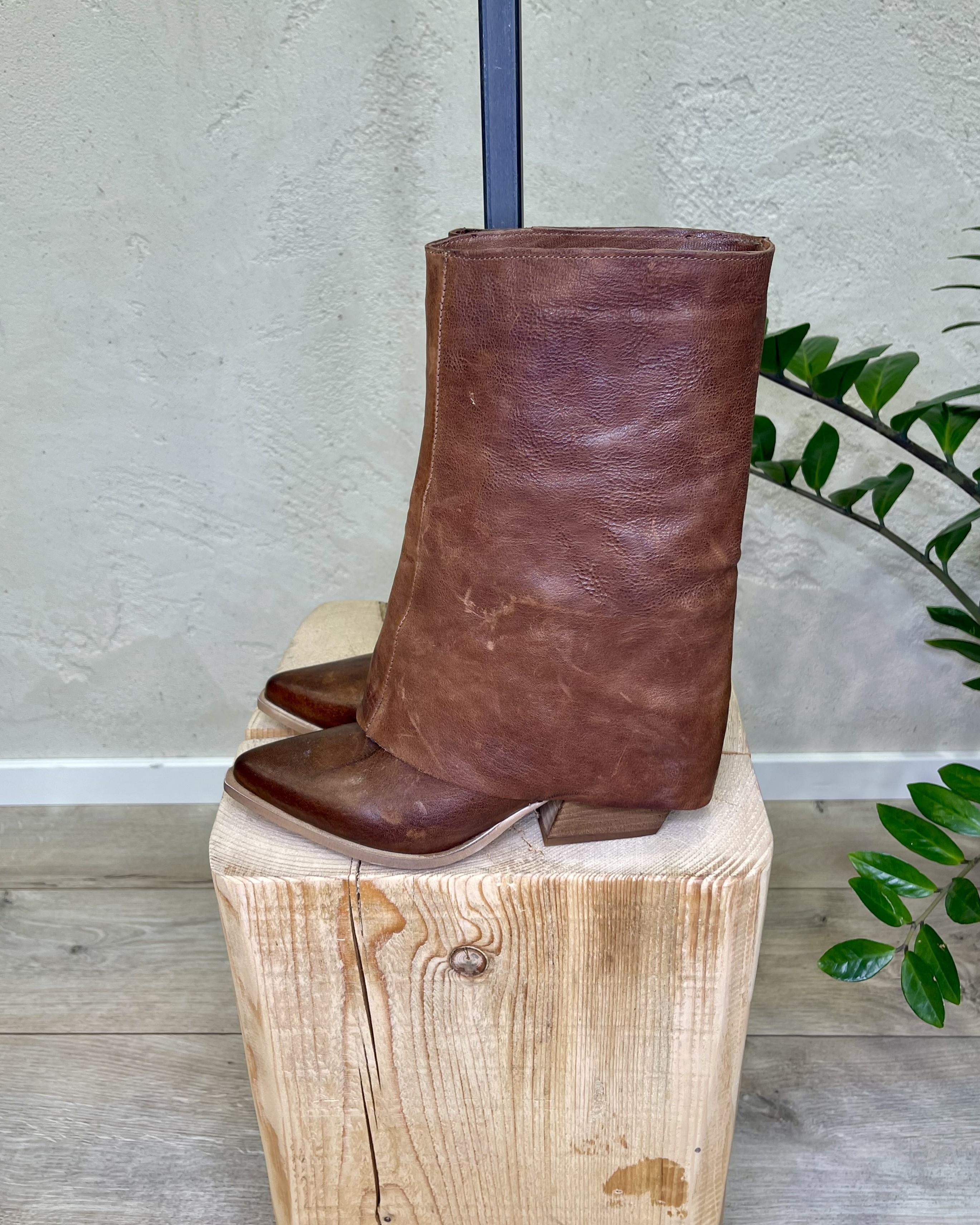 DIVINE FOLLIE FAB1CUOIO