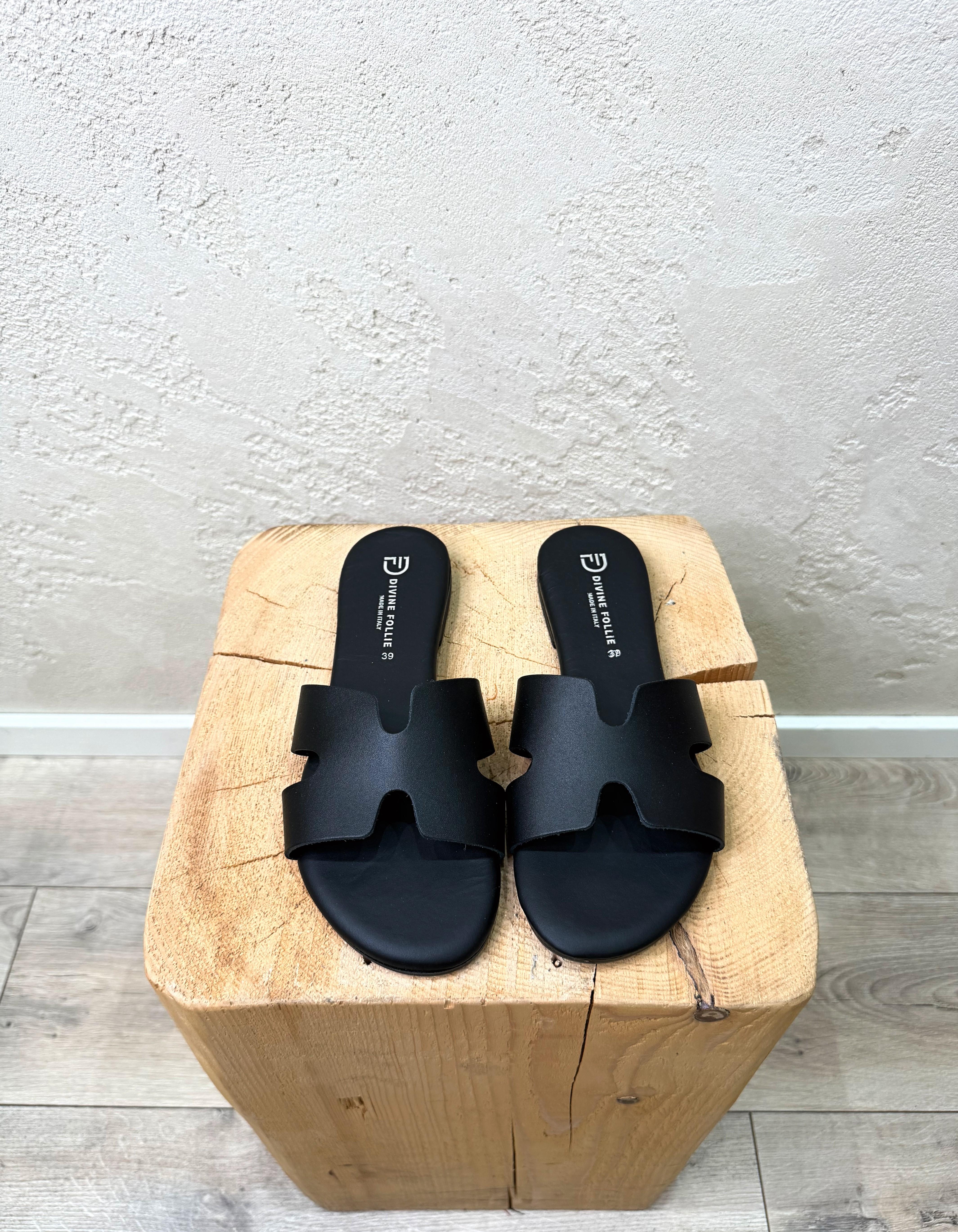 ciabattina flat in vera pelle 1080 NERO DIVINE FOLLIE 