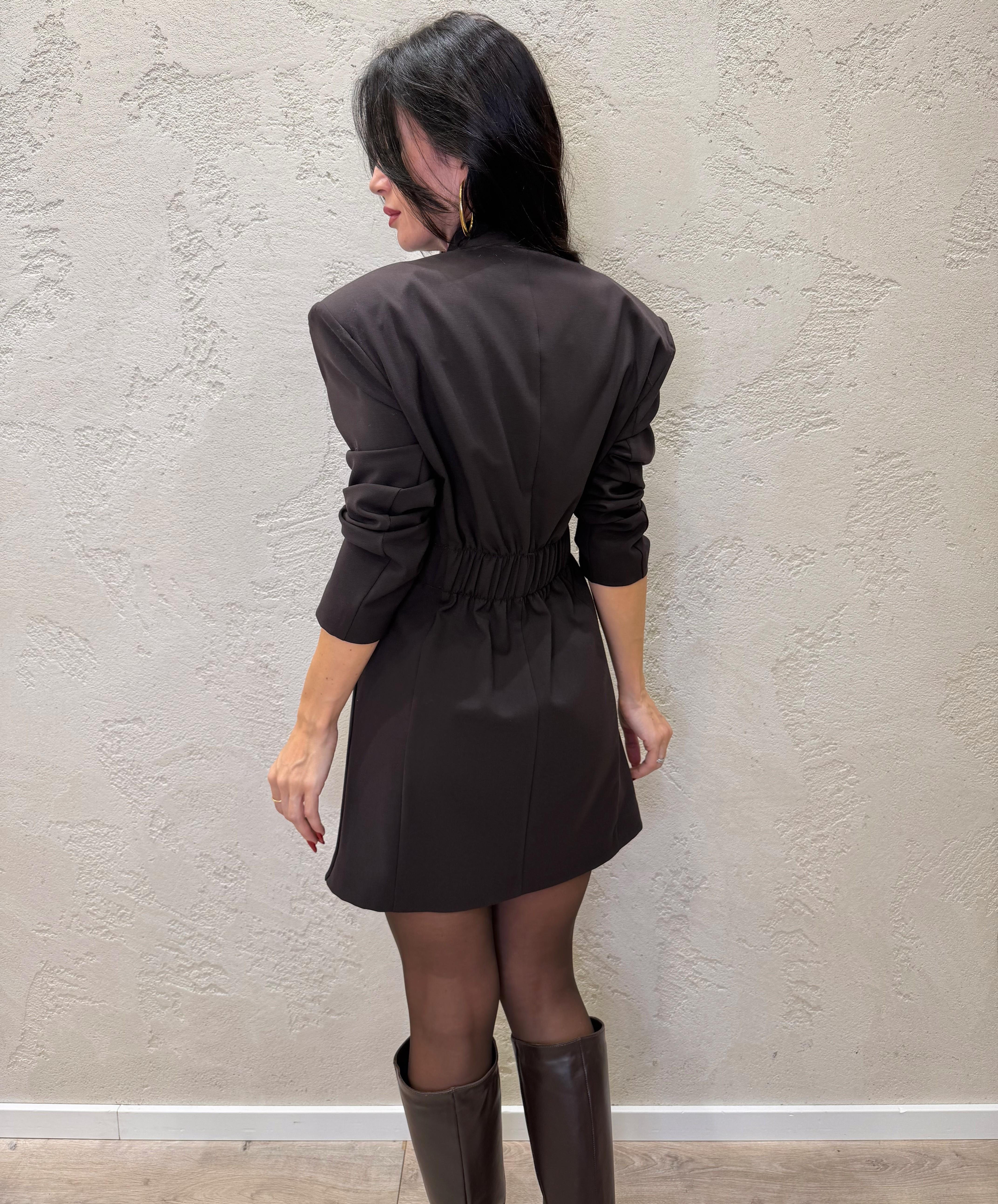 abito monopetto con incrocio 26V1218 MORO MOTEL 