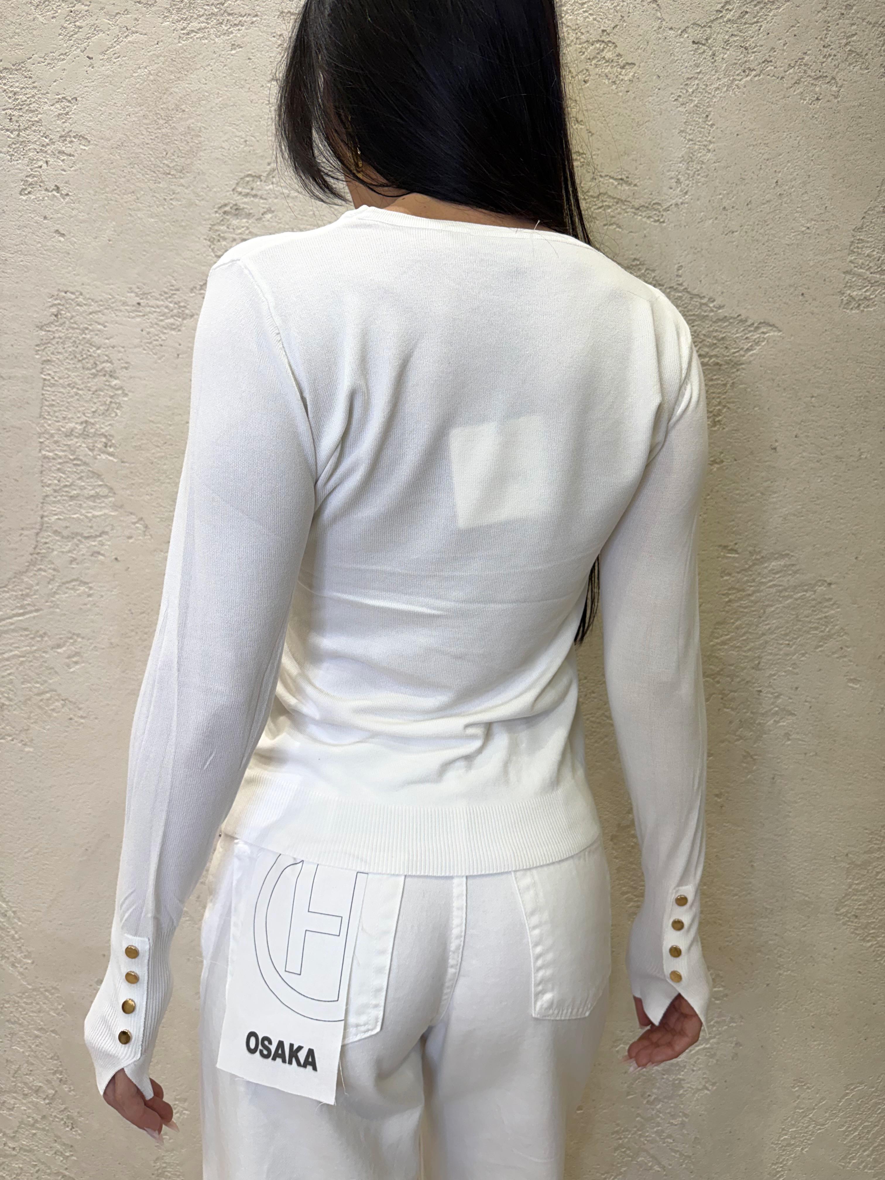 maglia basica con dettaglio bottoncini su polso MAGLIABOTTONCINI LATTE ELEVI 