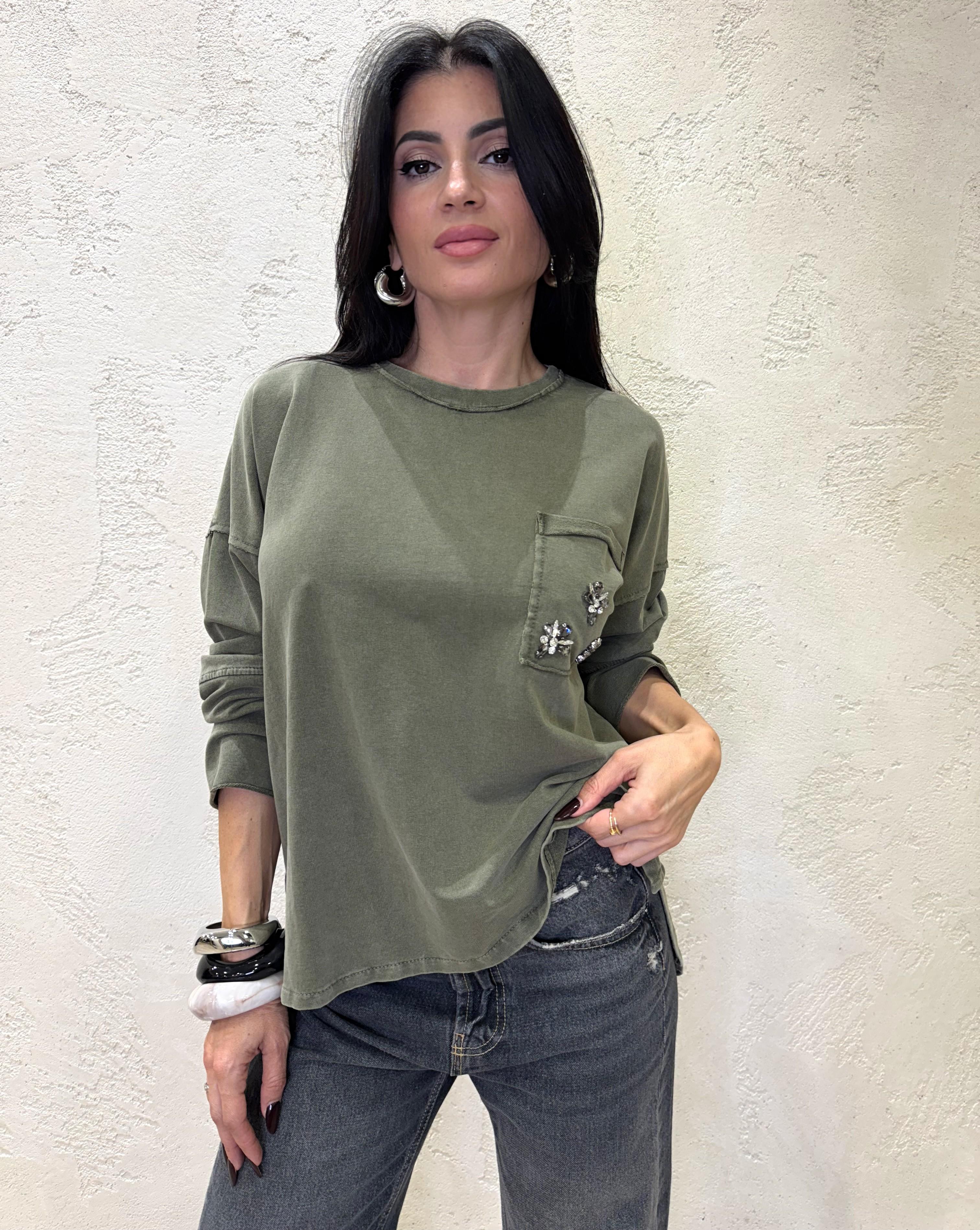 felpa over stone washed con dettaglio gioiello 59241M MILITARE SUSY MIX 