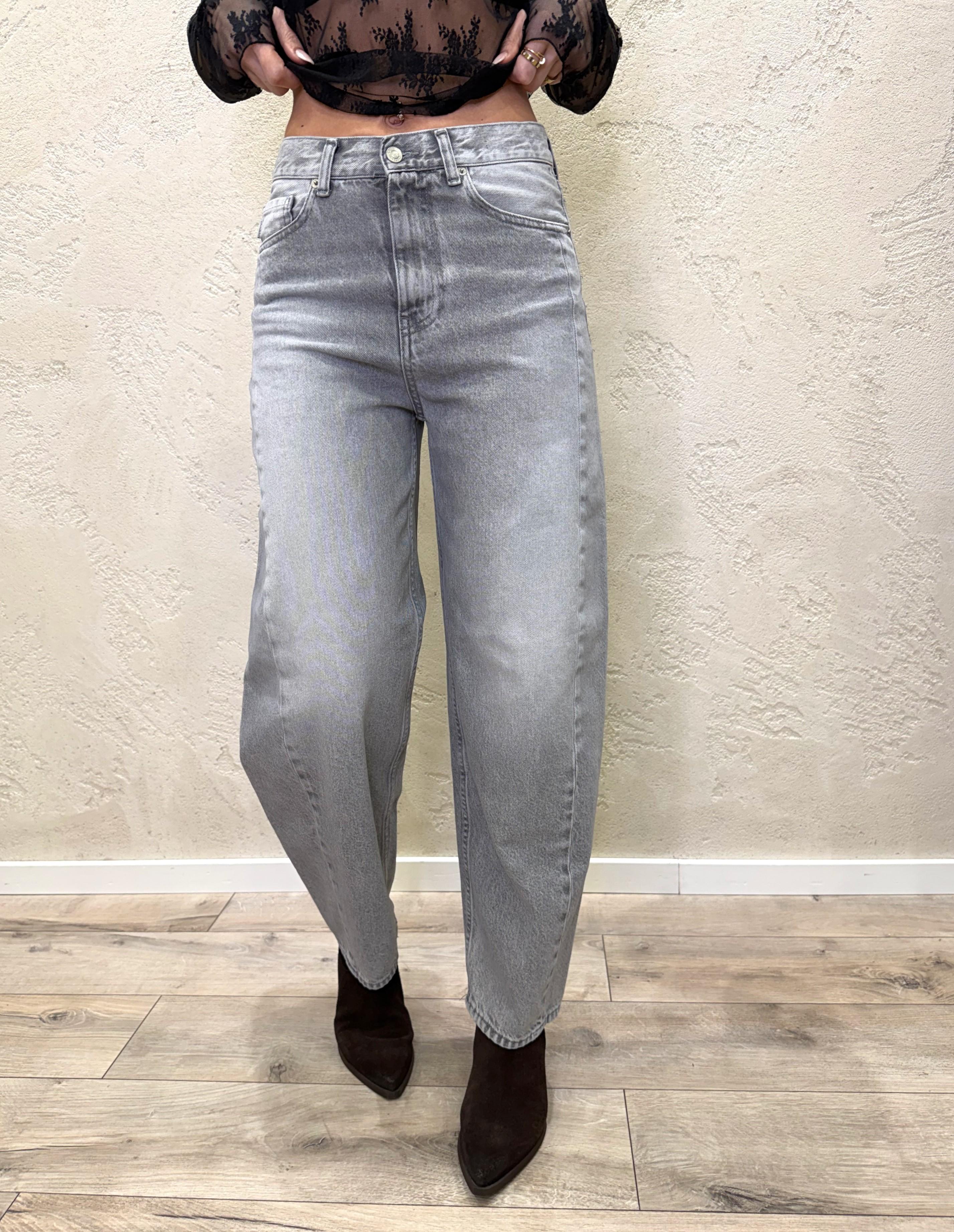 jeans modello chiara a balloon in tela ferma DAB5156 GRIGIO VICOLO 