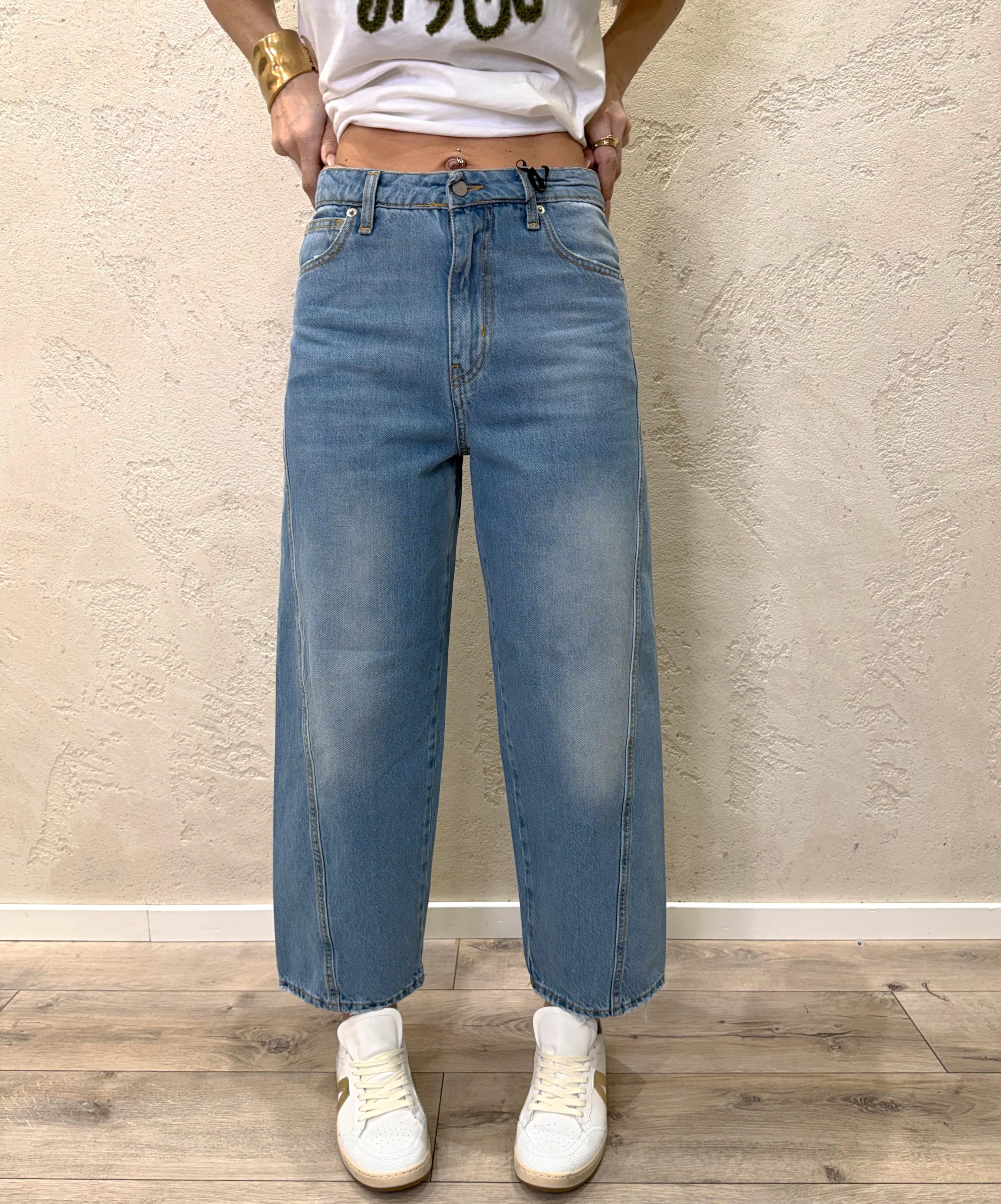 jeans in tela ferma modello sveva balloon DAB5244 DENIM VICOLO 
