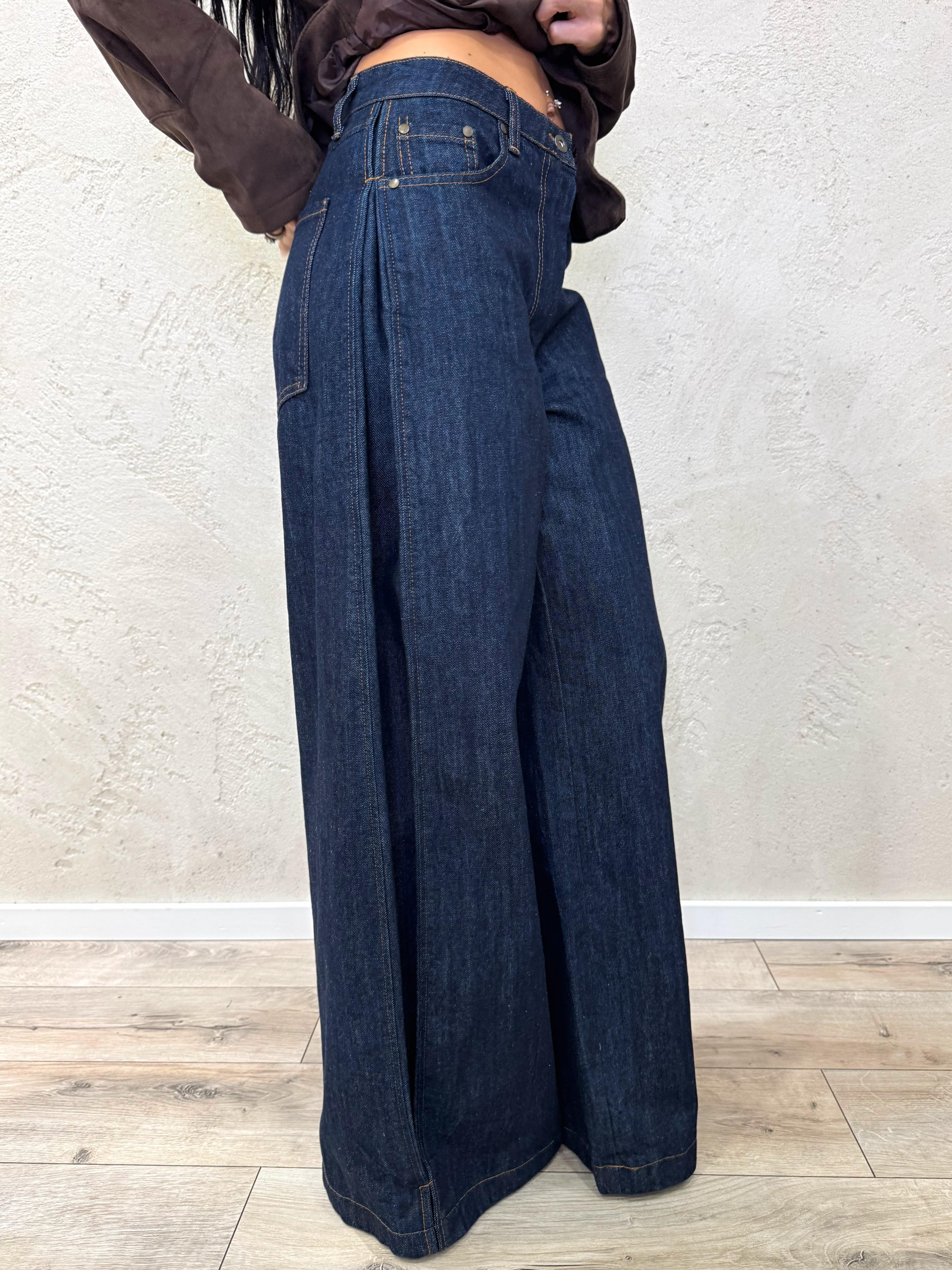 jeans a gamba larga con pieghe laterali P20942 BLU SUSY MIX 