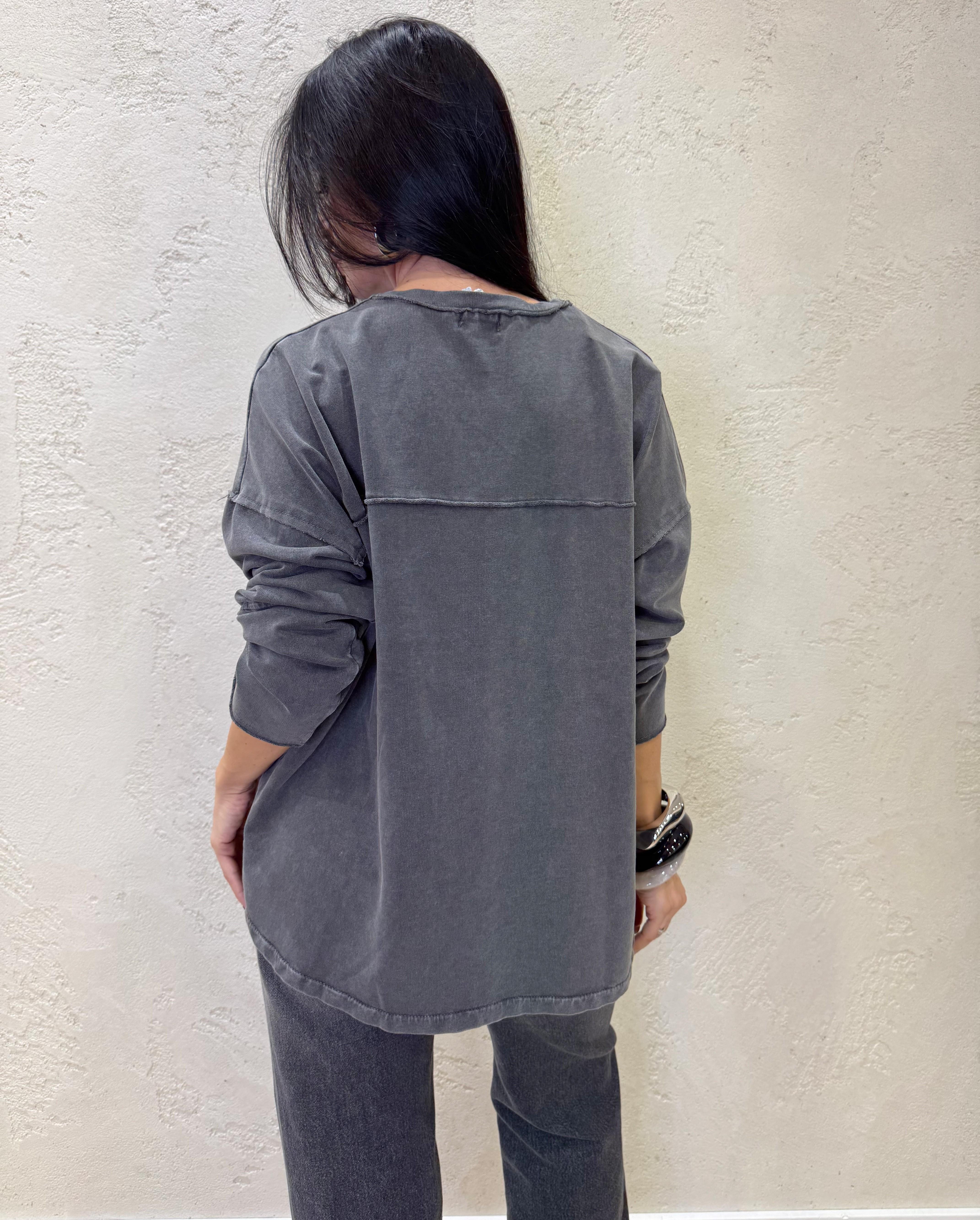felpa over stone washed con dettaglio gioiello 59241M ANTRACITE SUSY MIX 