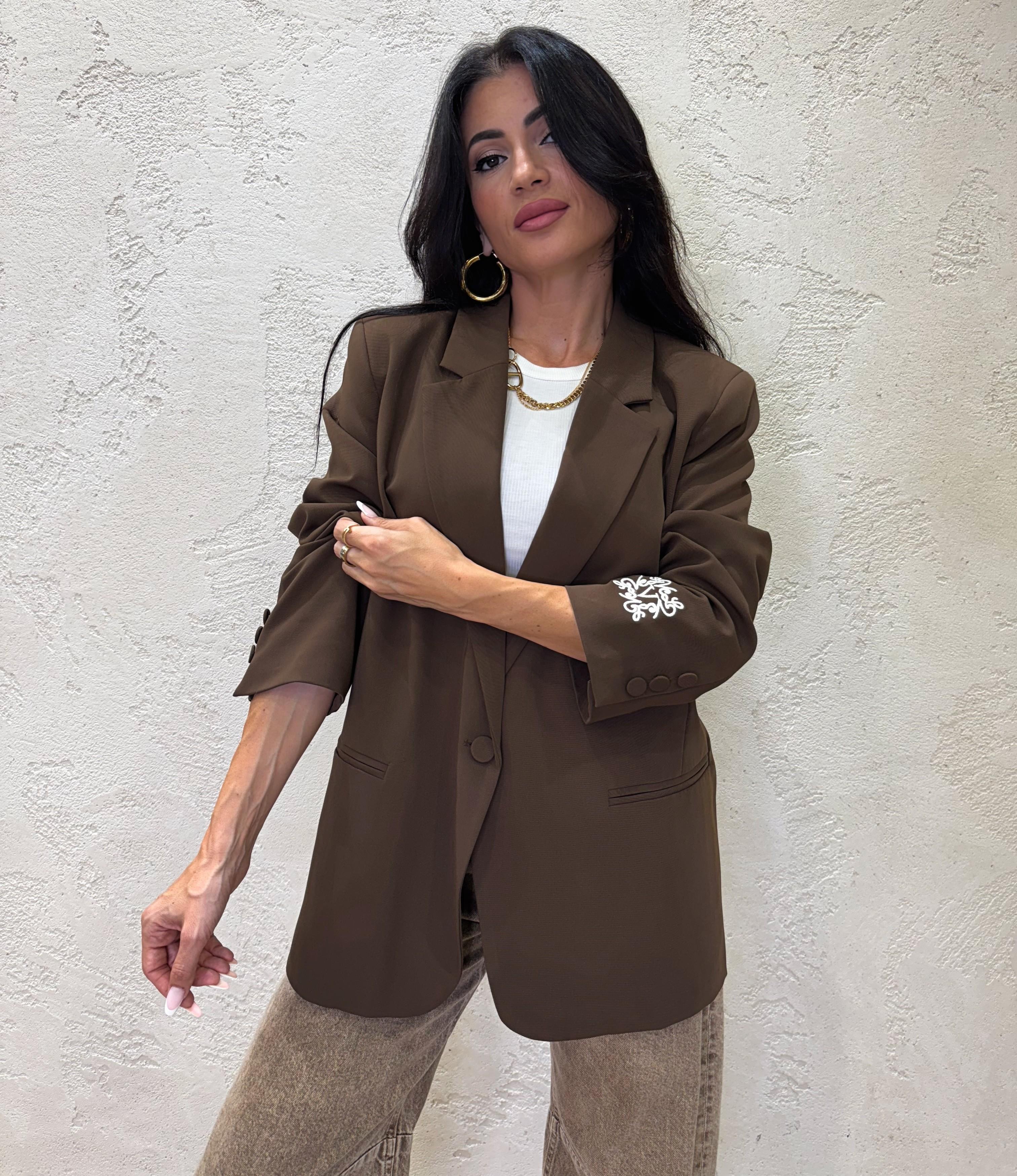 blazer over con ricamo sulla manica RF0235 CIOCCOLATO VICOLO 