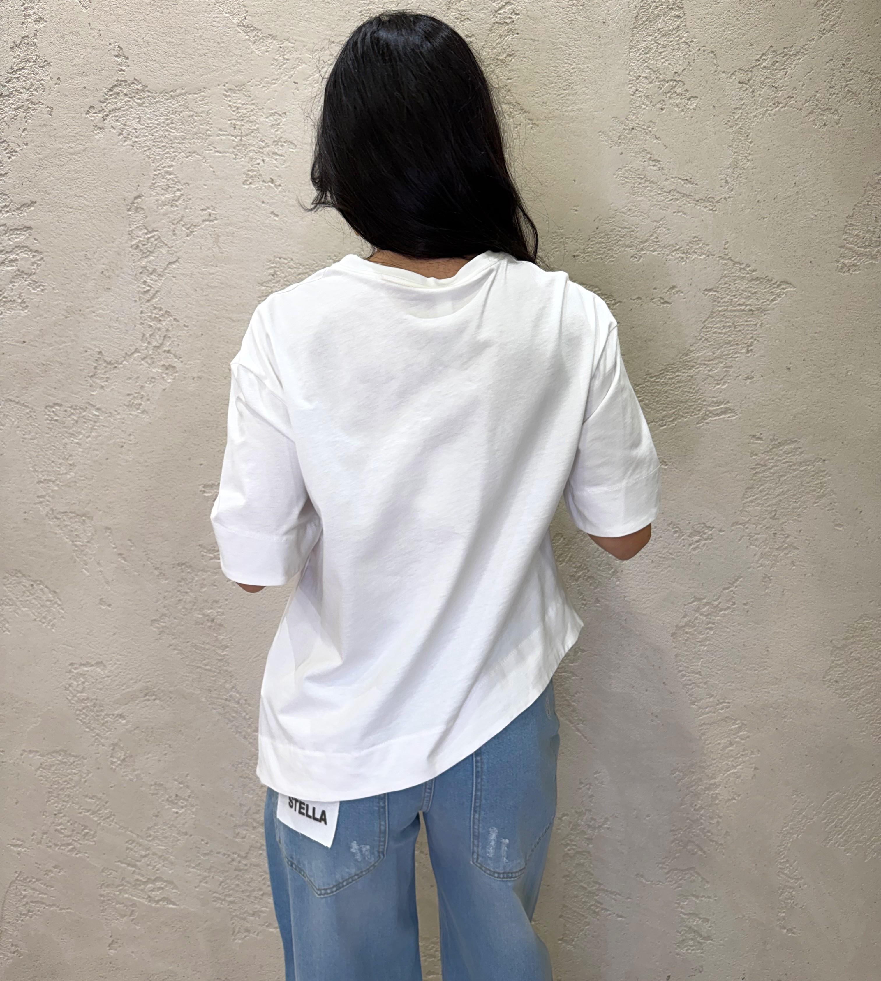 t-shirt asimmetrica con tasca pailettes PE260194 BIANCO TENSIONE IN 