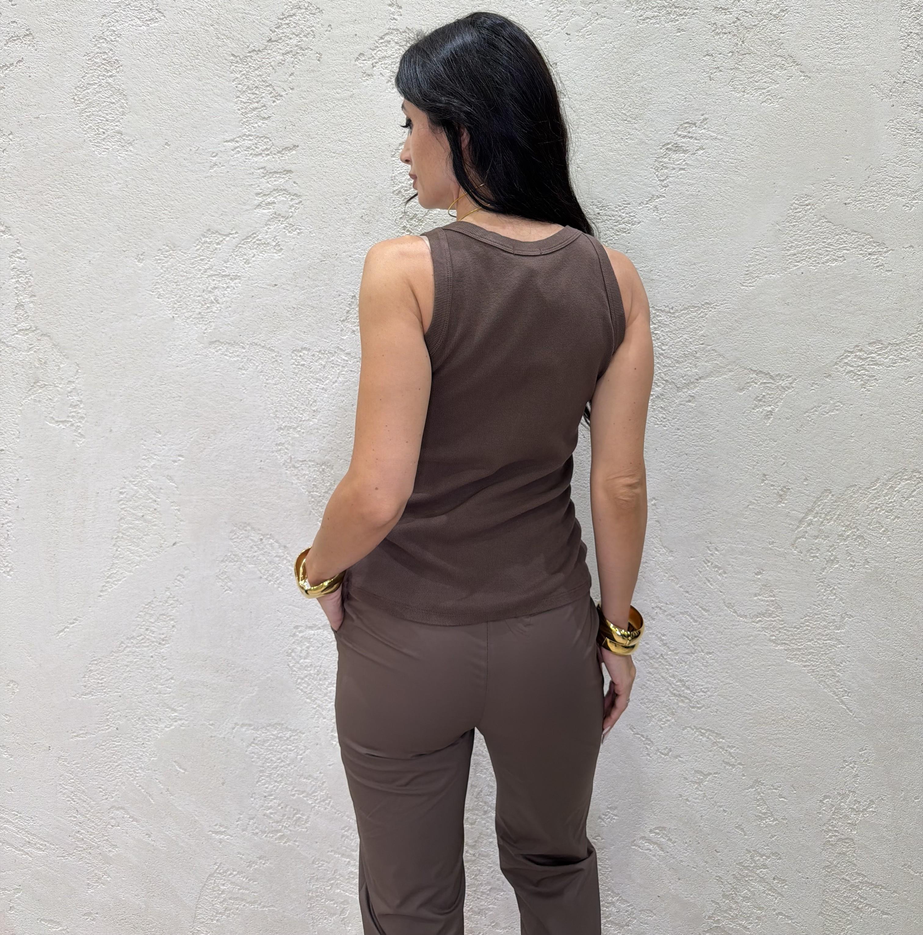 canotta in cotone elasticizzato a costine scollo a v 27271 CIOCCOLATO SUSY MIX 