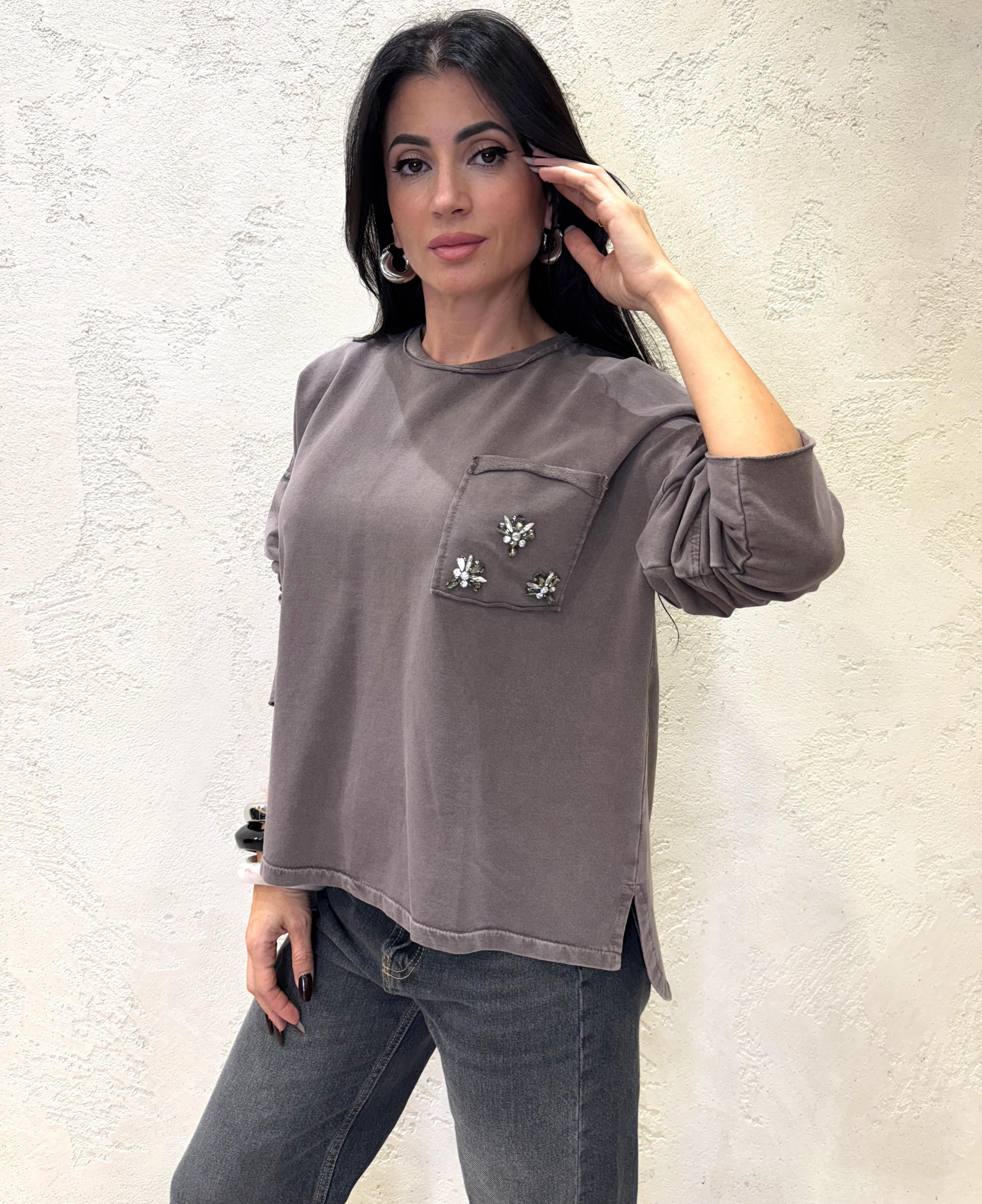 felpa over stone washed con dettaglio gioiello 59241M MORO SUSY MIX 