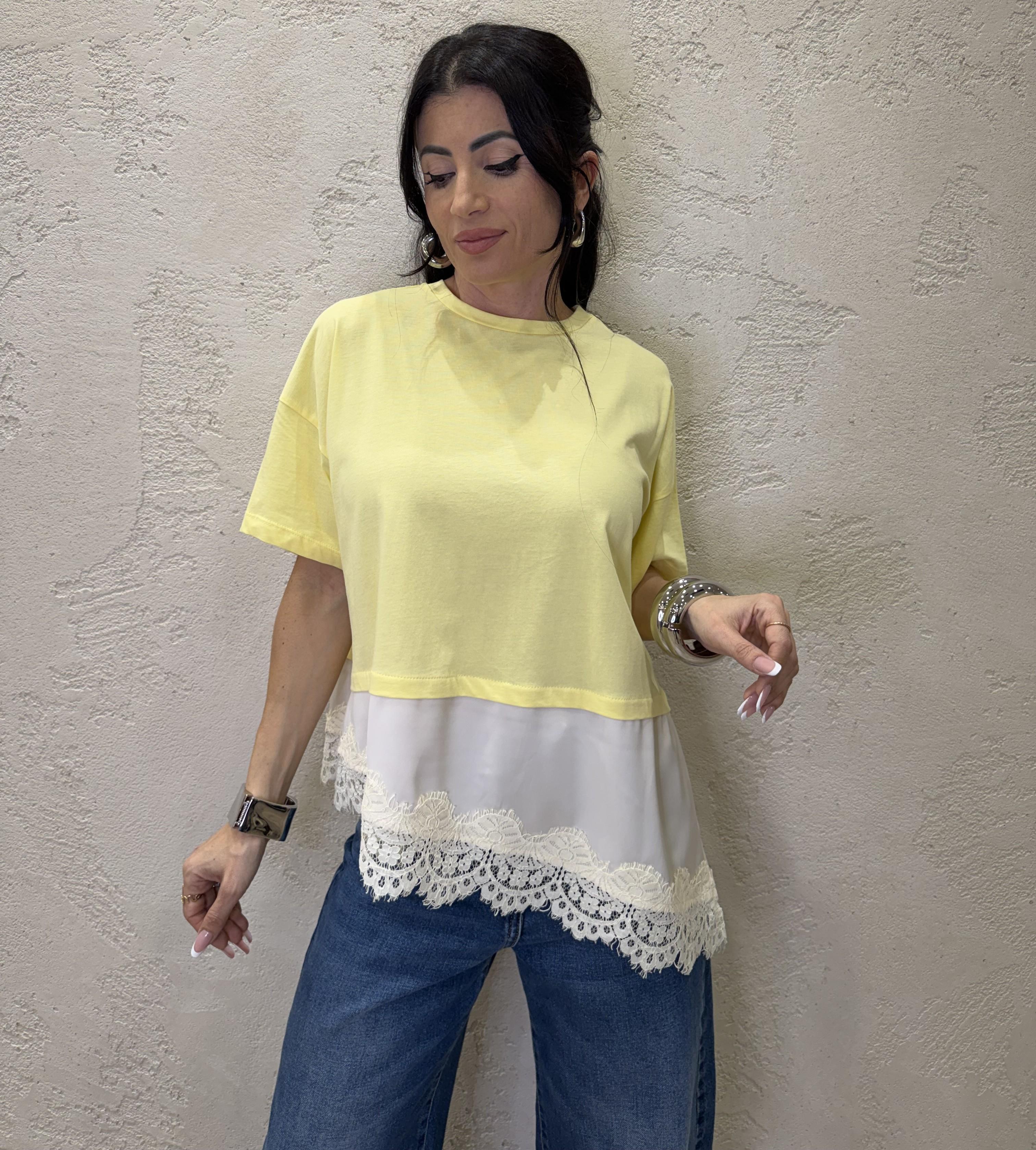 t-shirt a scatoletta con inserto satin e pizzo T262A082 GIALLO DIXIE 