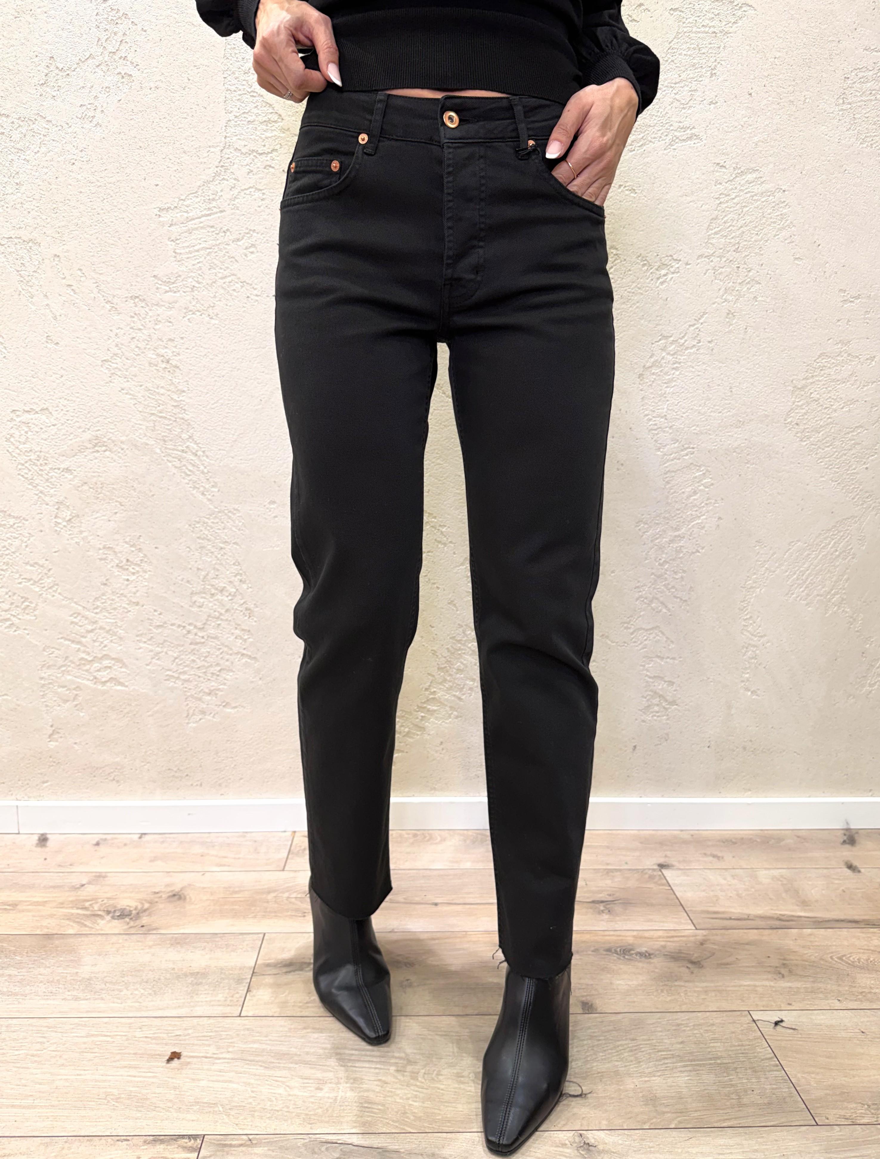 jeans elasticizzato a gamba dritta CJ12704 NERO TENSIONE IN 